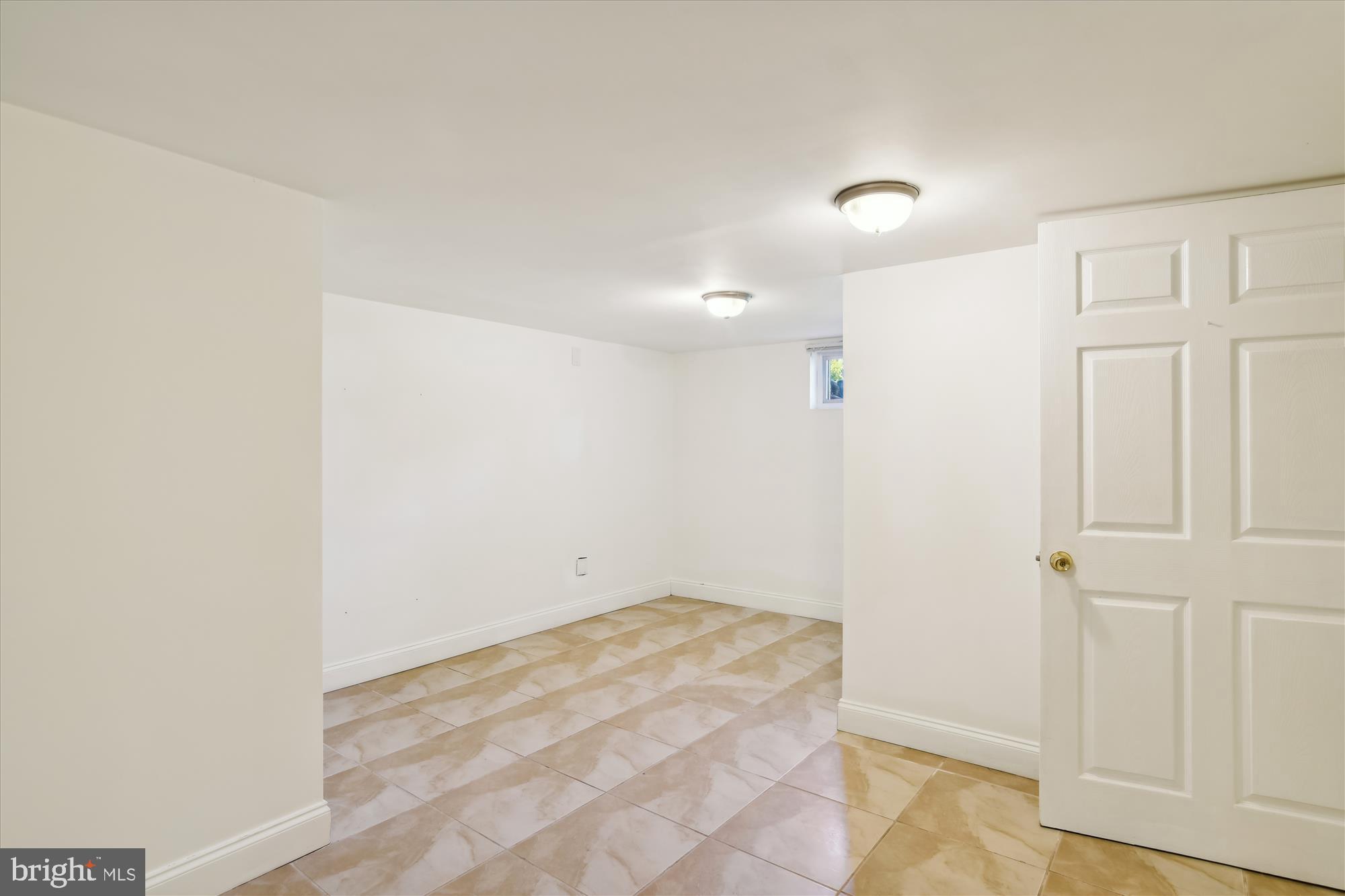 OAKRIDGE - Residential