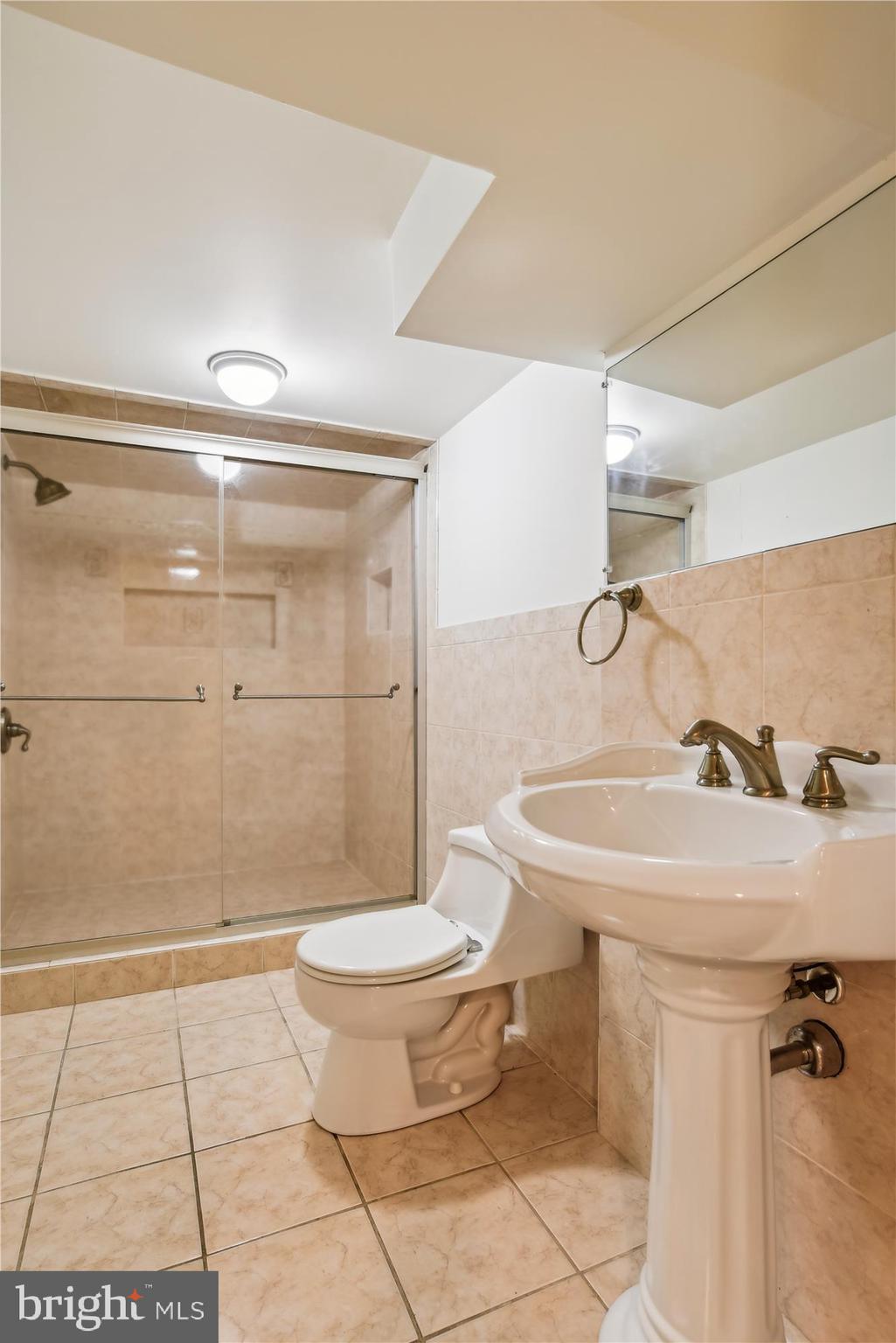 OAKRIDGE - Residential