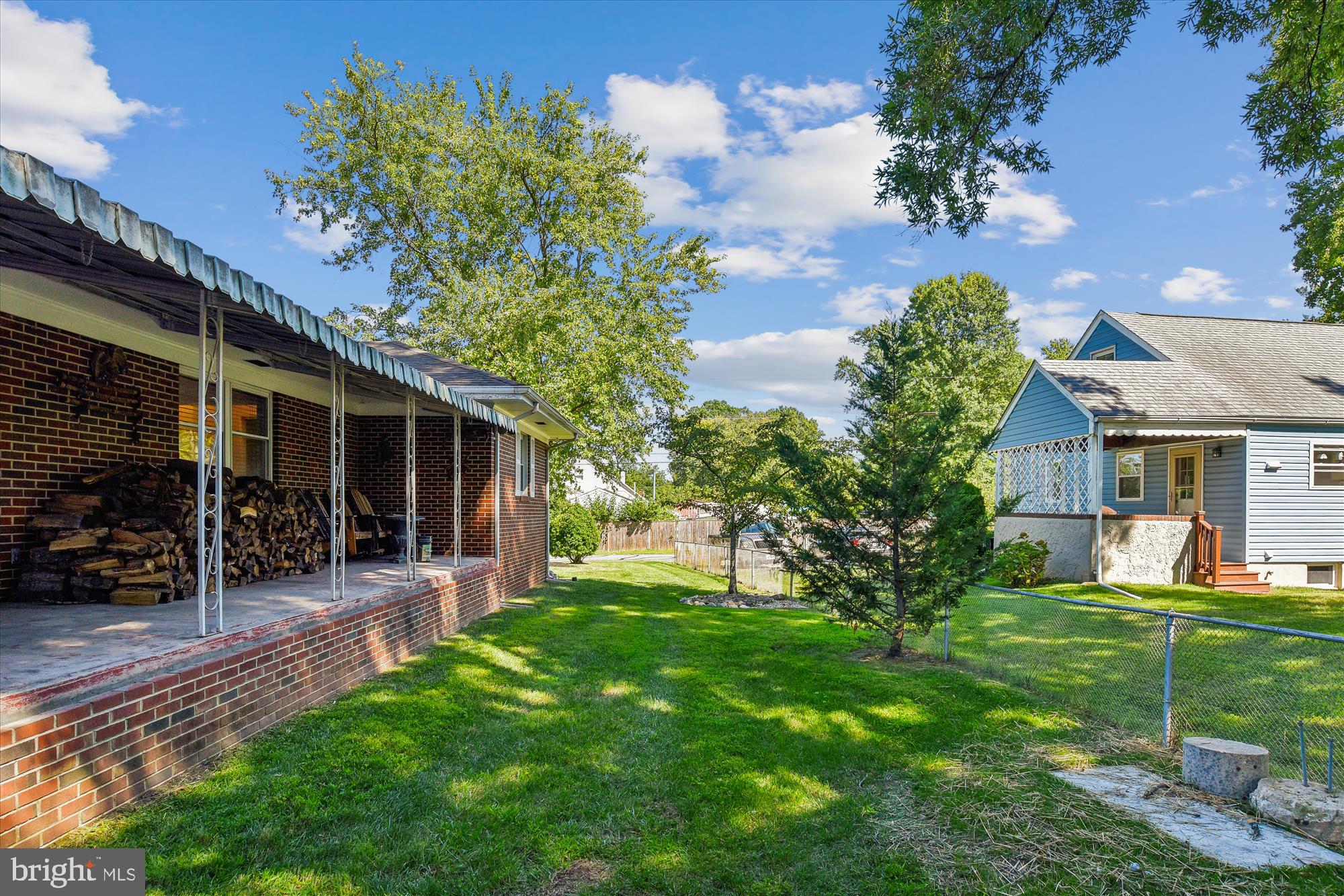 OAKRIDGE - Residential