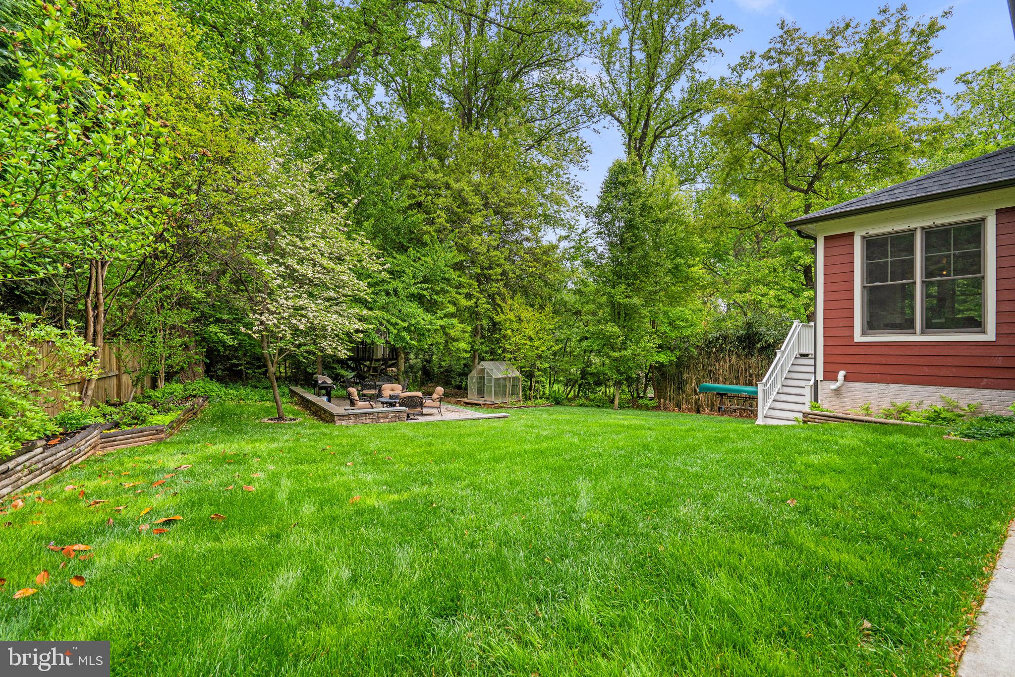 DUNN LORING - Residential