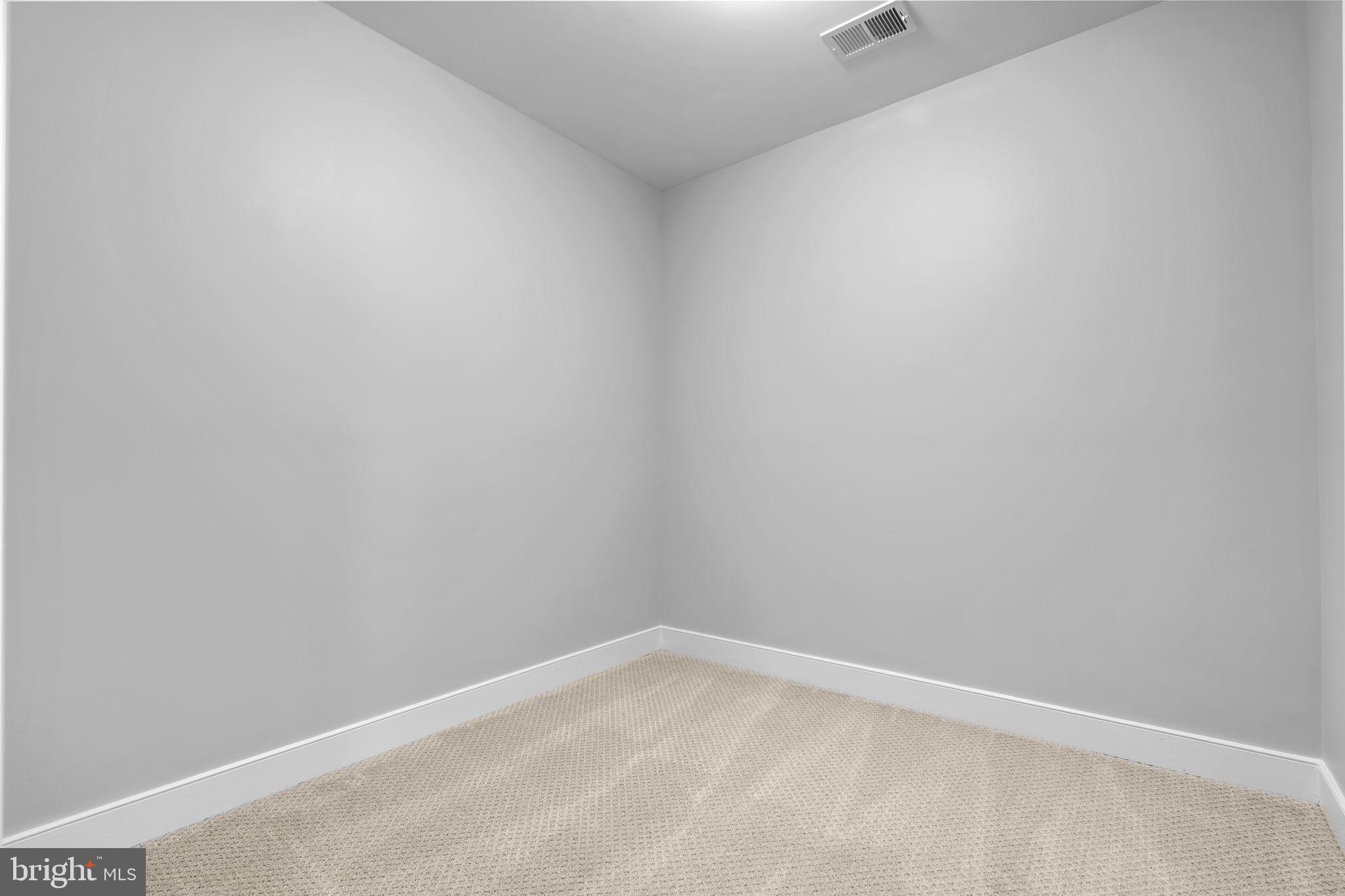 DUNN LORING - Residential