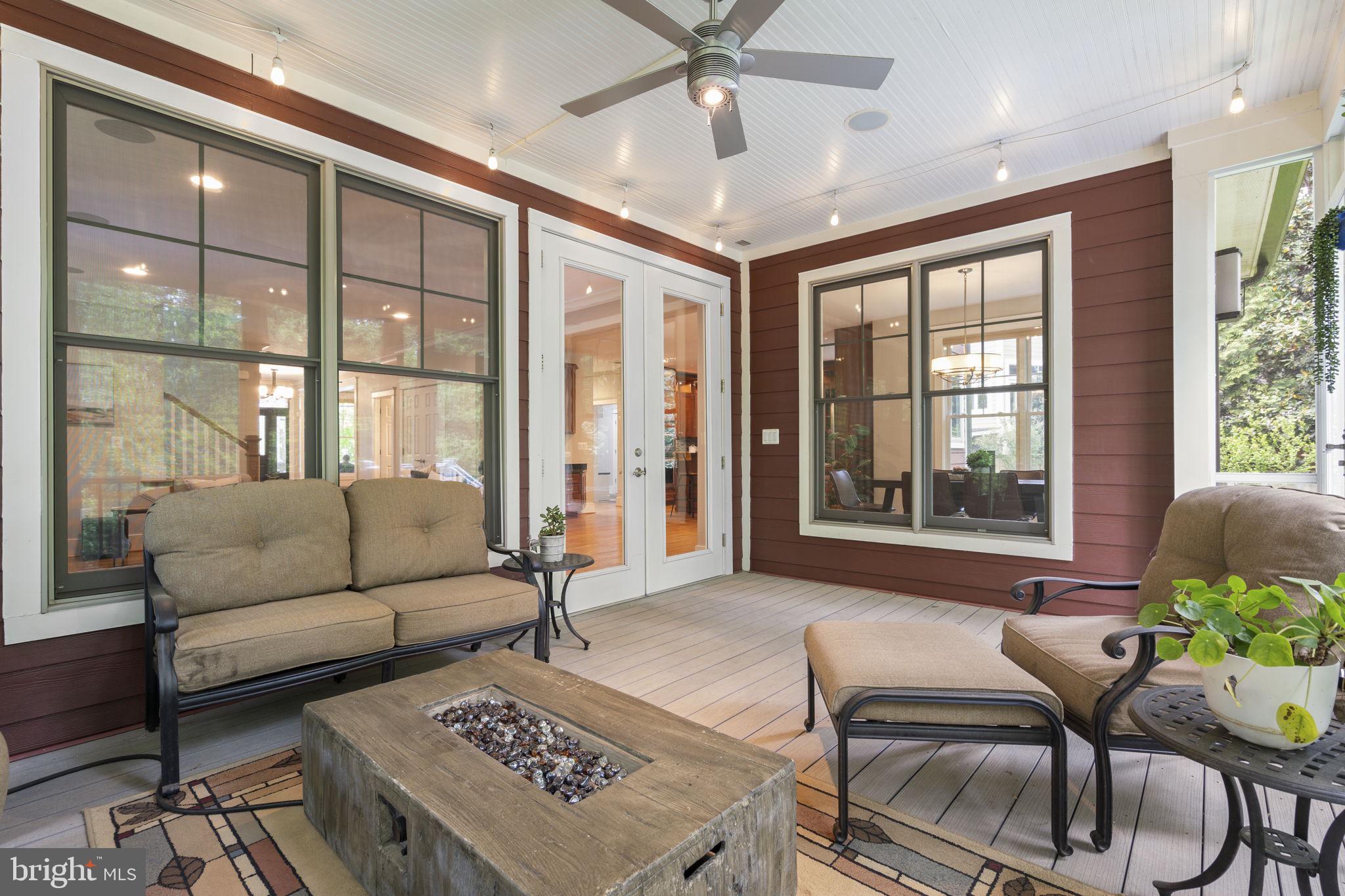 DUNN LORING - Residential