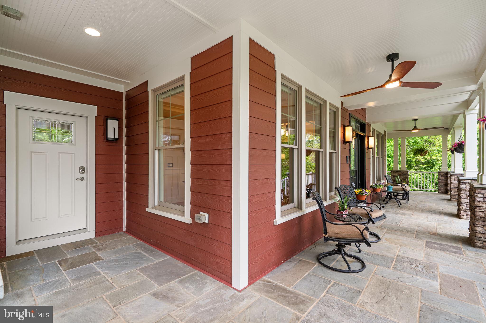 DUNN LORING - Residential