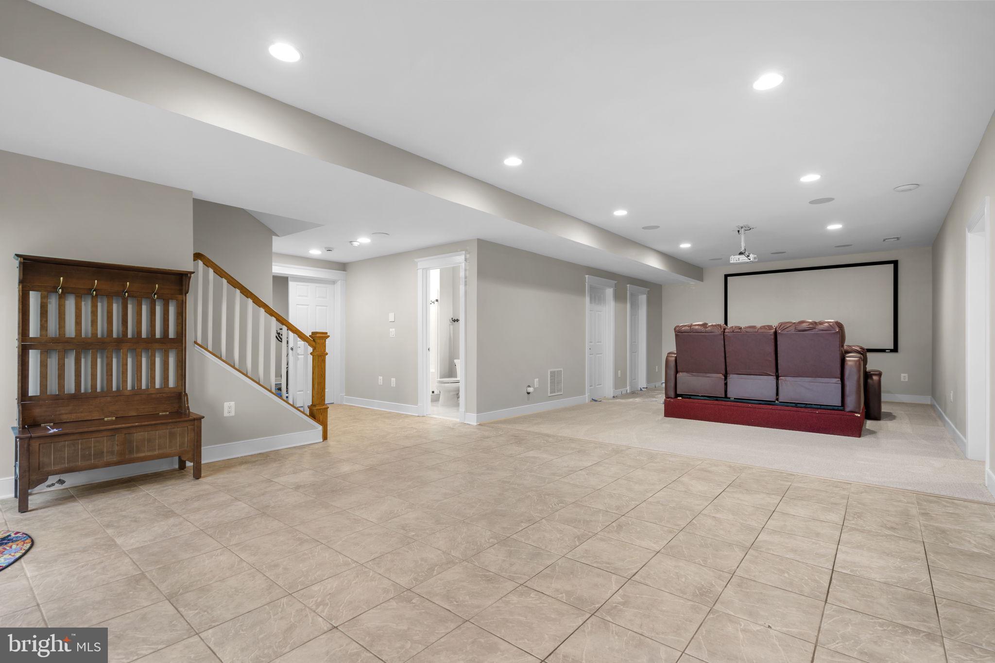 DUNN LORING - Residential