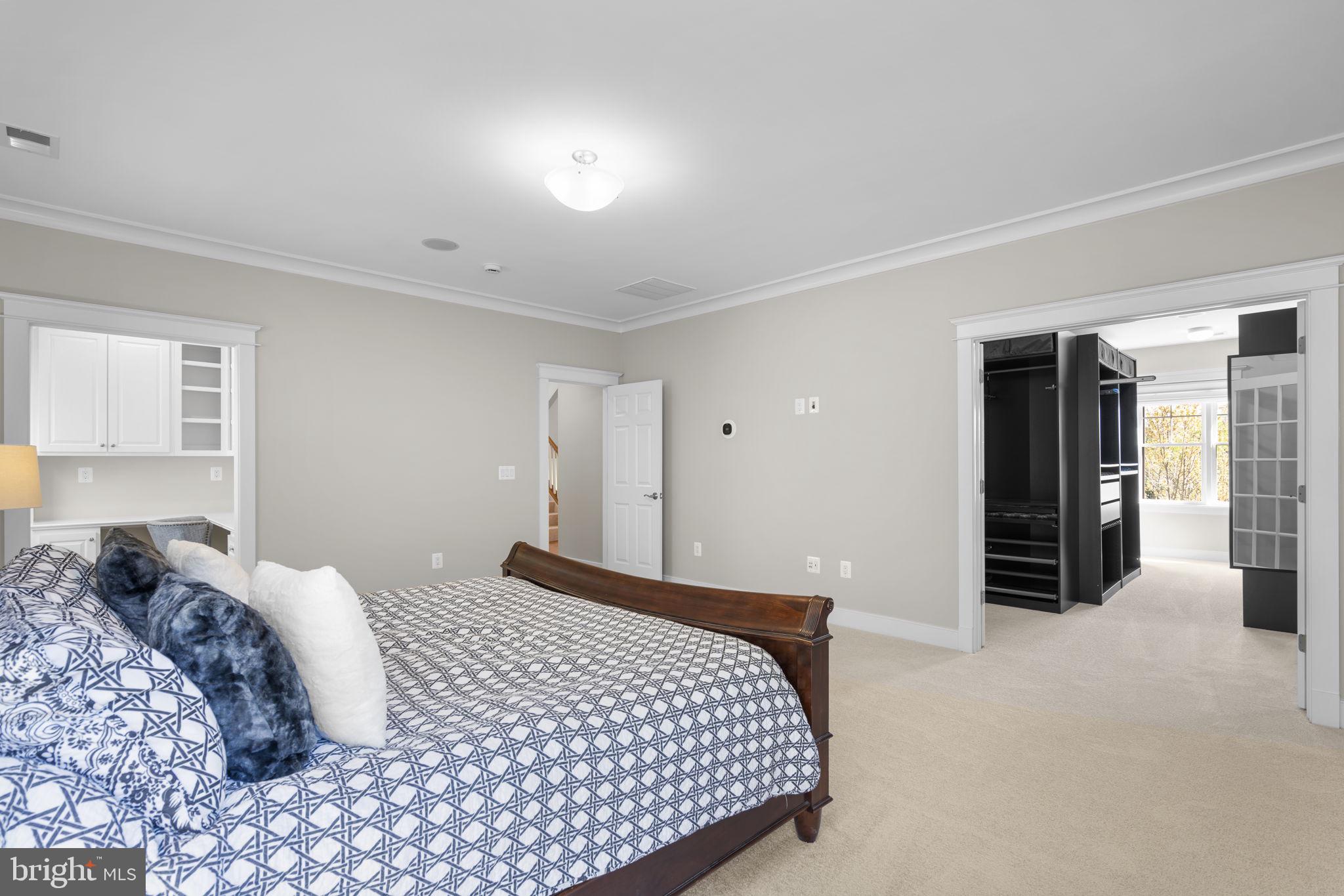 DUNN LORING - Residential