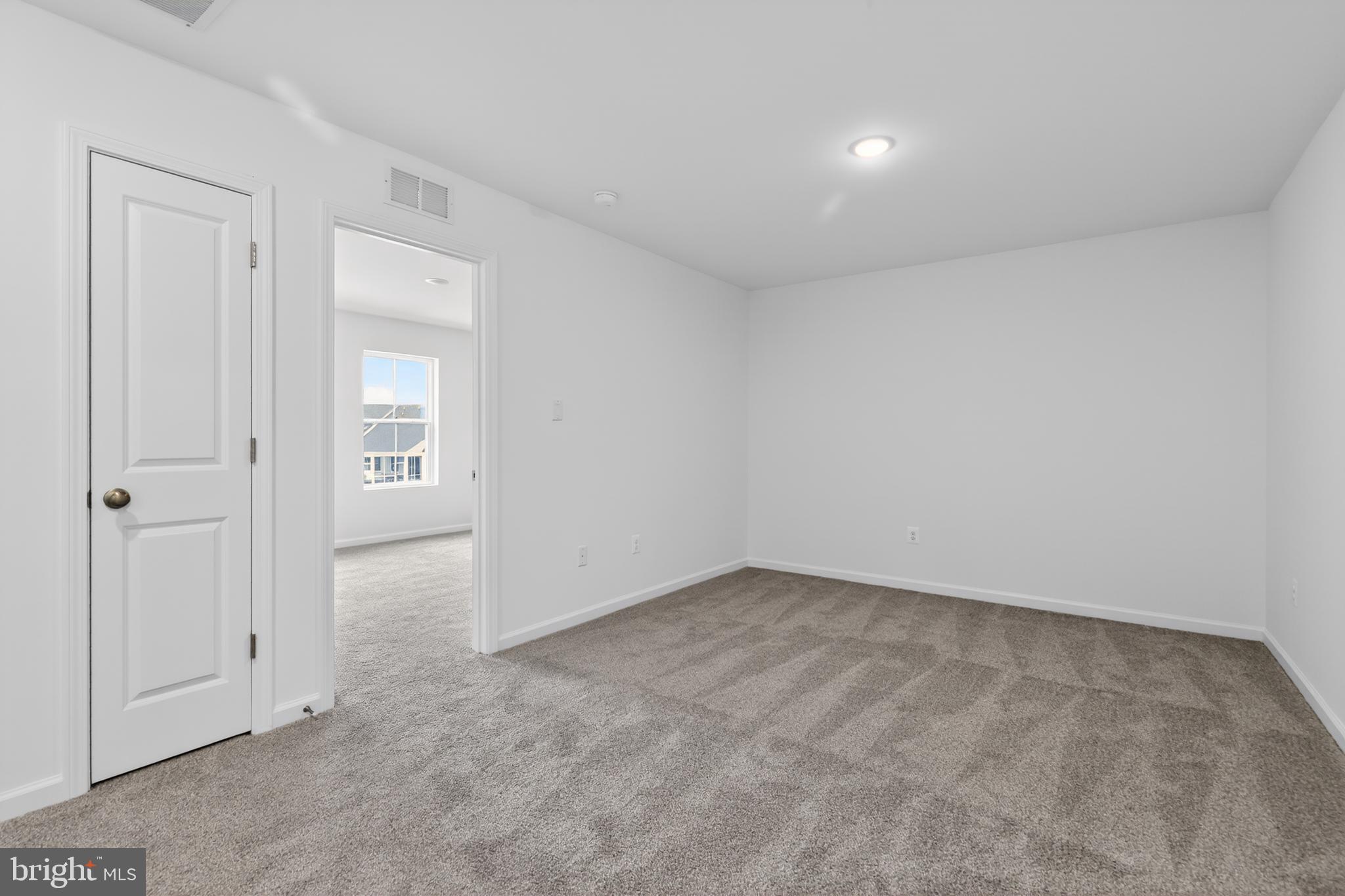 ADMIRAL'S LANDING - Residential