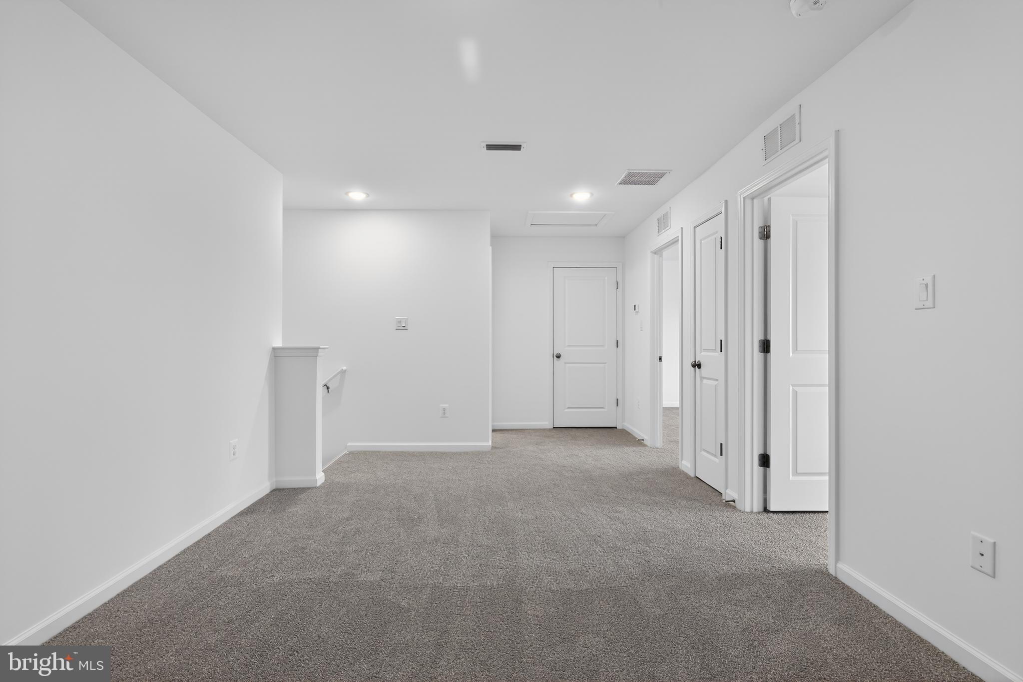 ADMIRAL'S LANDING - Residential