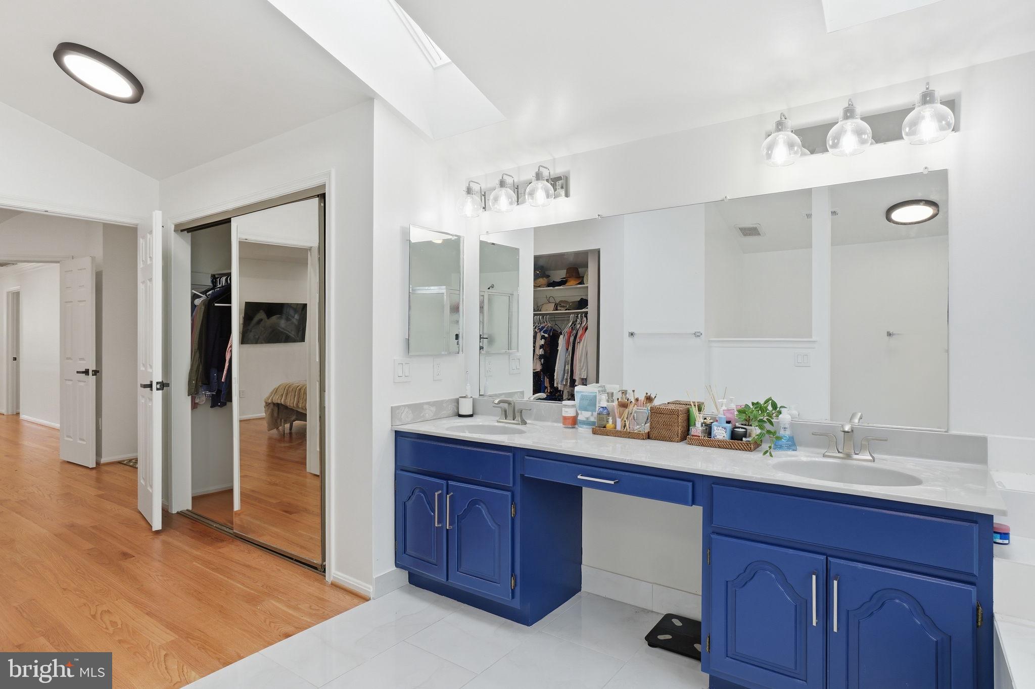 FAIRFAX PARK - Residential