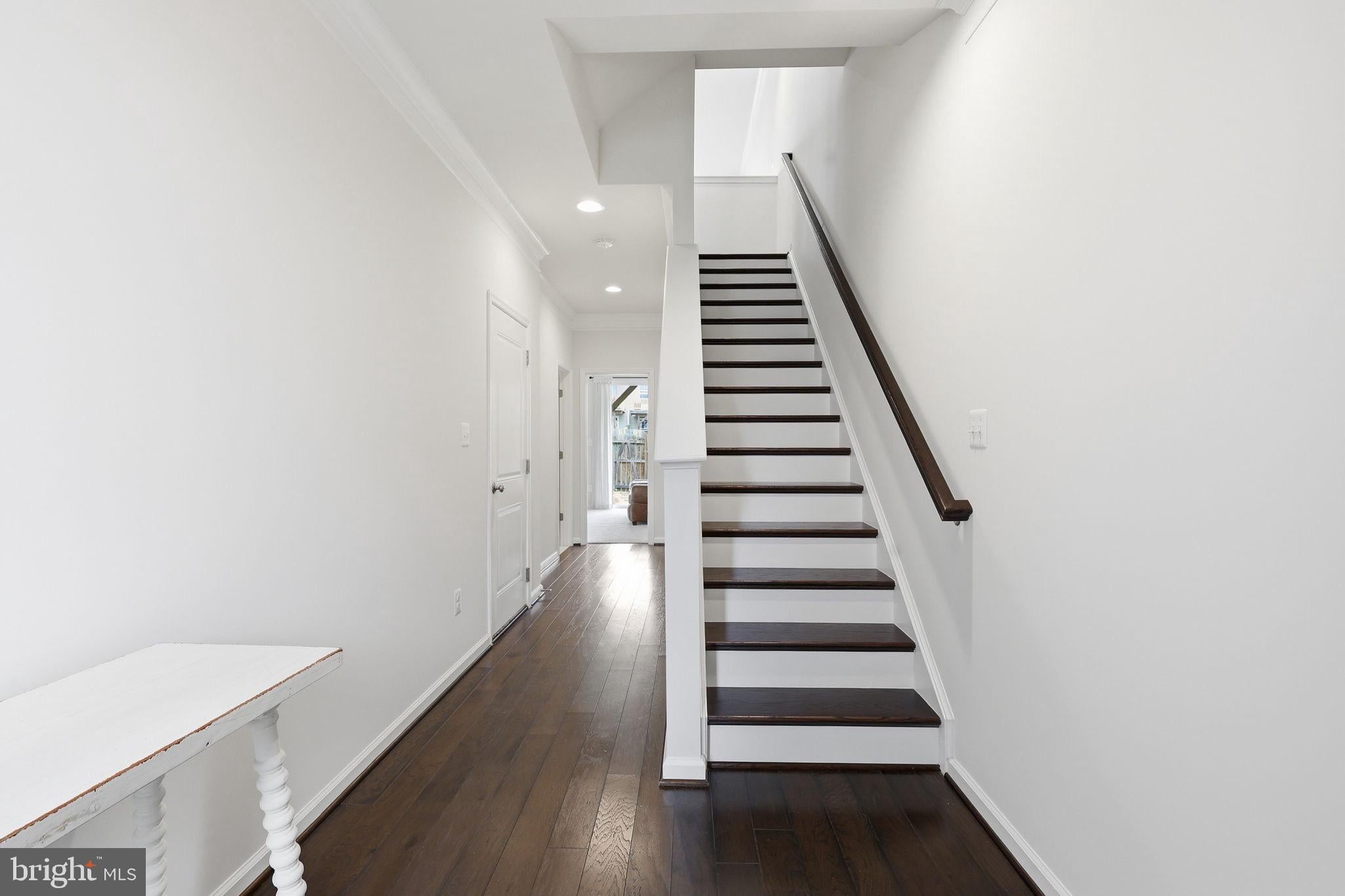 439 FOXGLOVE WAY 103