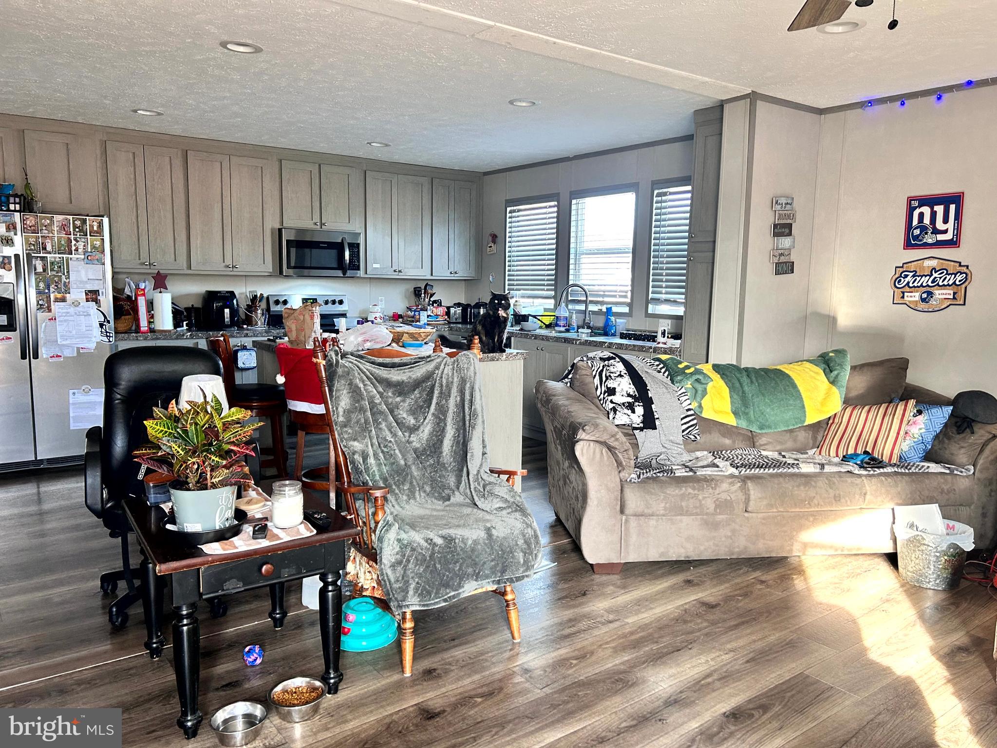 PLEASANT VIEW - Residential