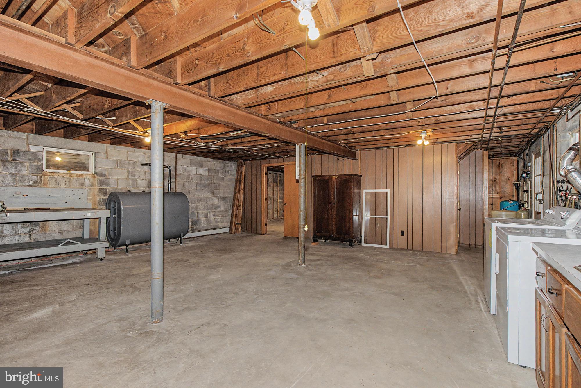 CARROLL MANOR - Residential