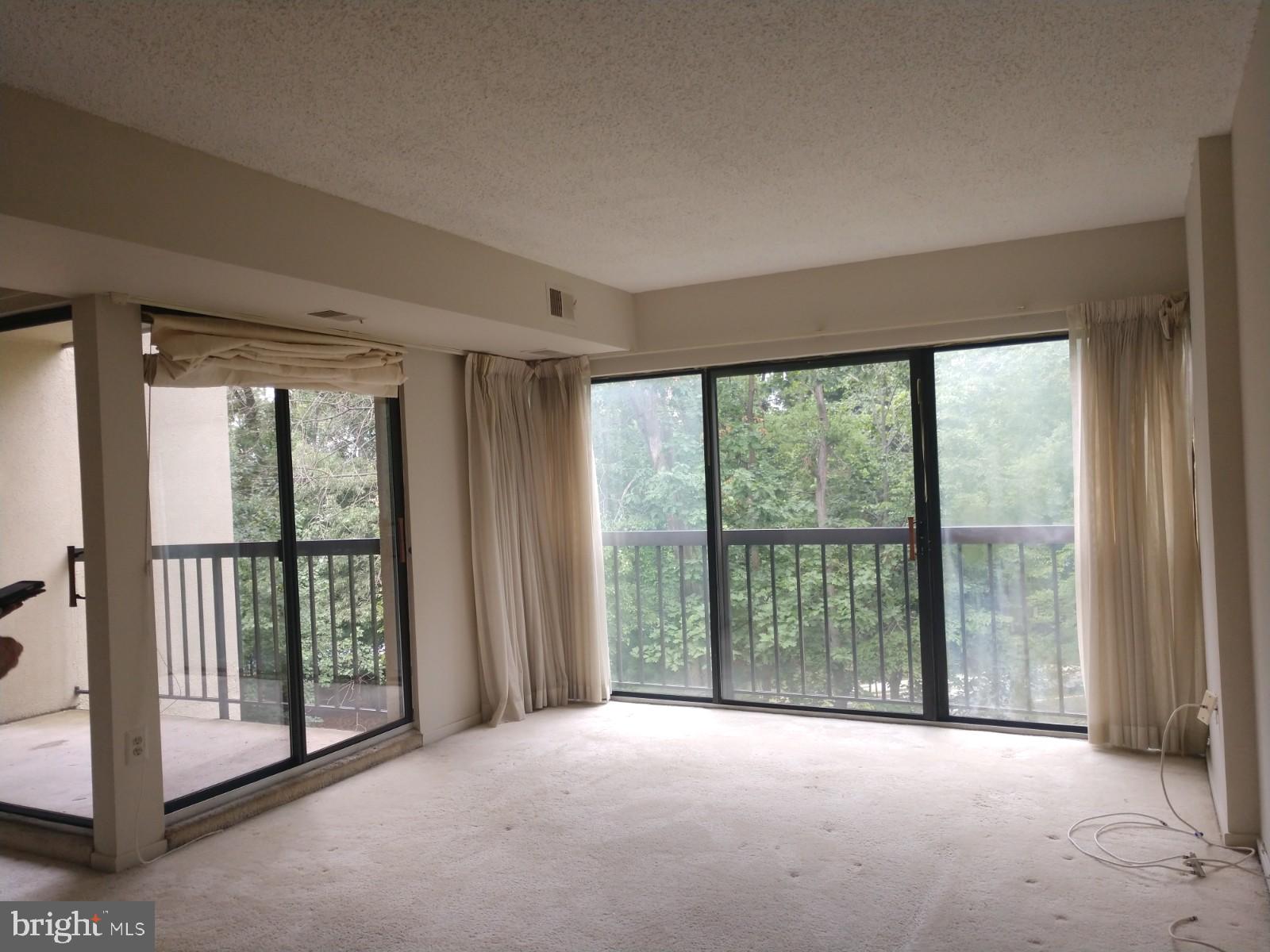 ROSSMOOR MUTUAL 22 CODM - Residential Lease