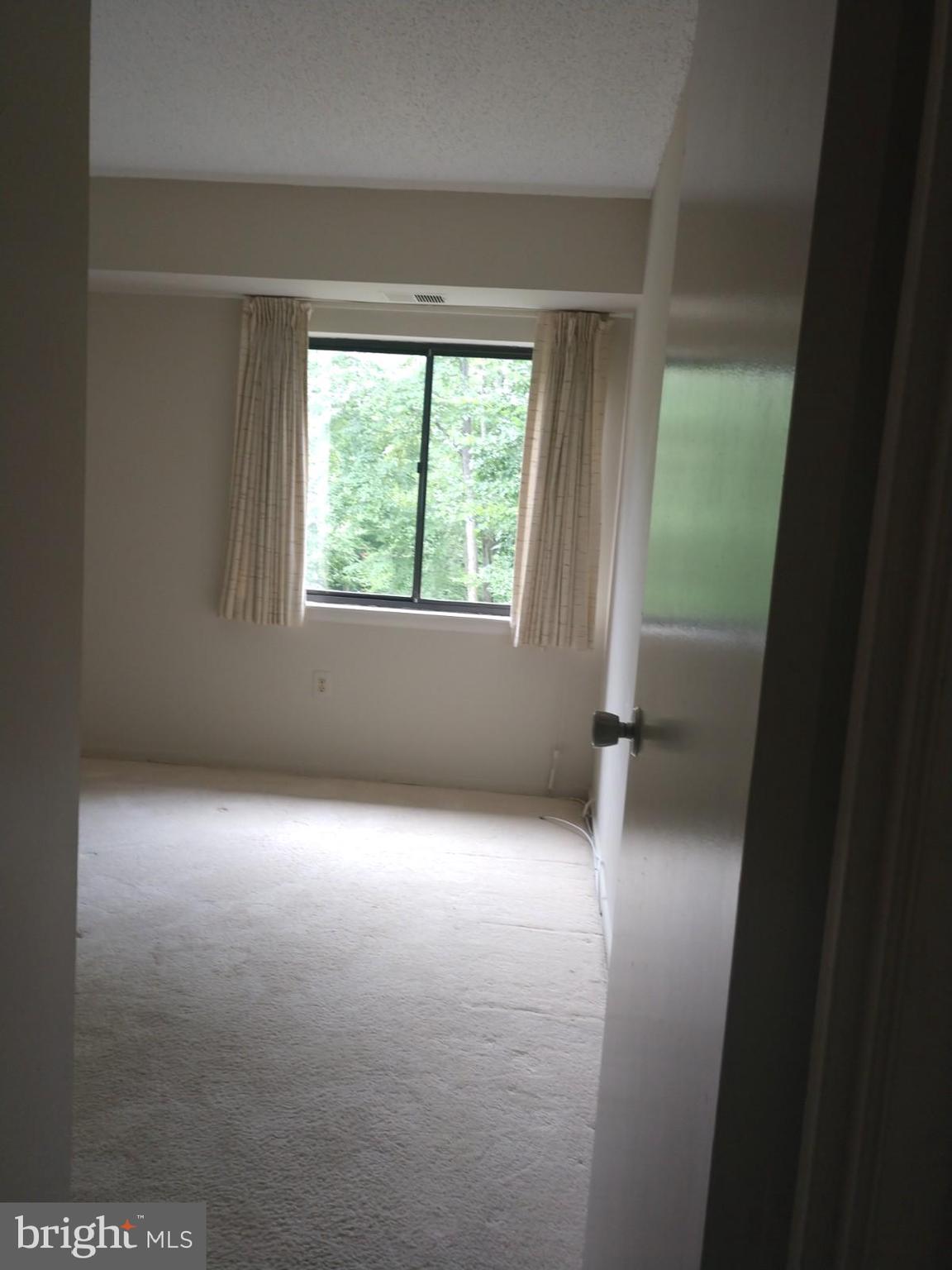 ROSSMOOR MUTUAL 22 CODM - Residential Lease