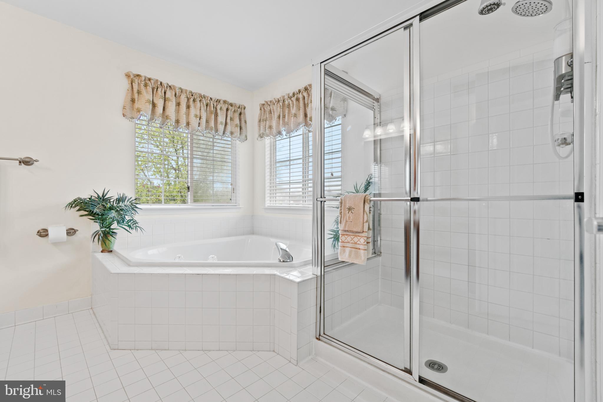 AUSTIN RIDGE - Residential