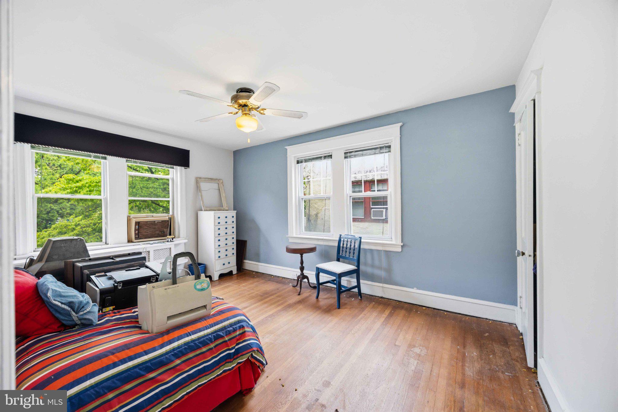 ELKINS PARK - Residential