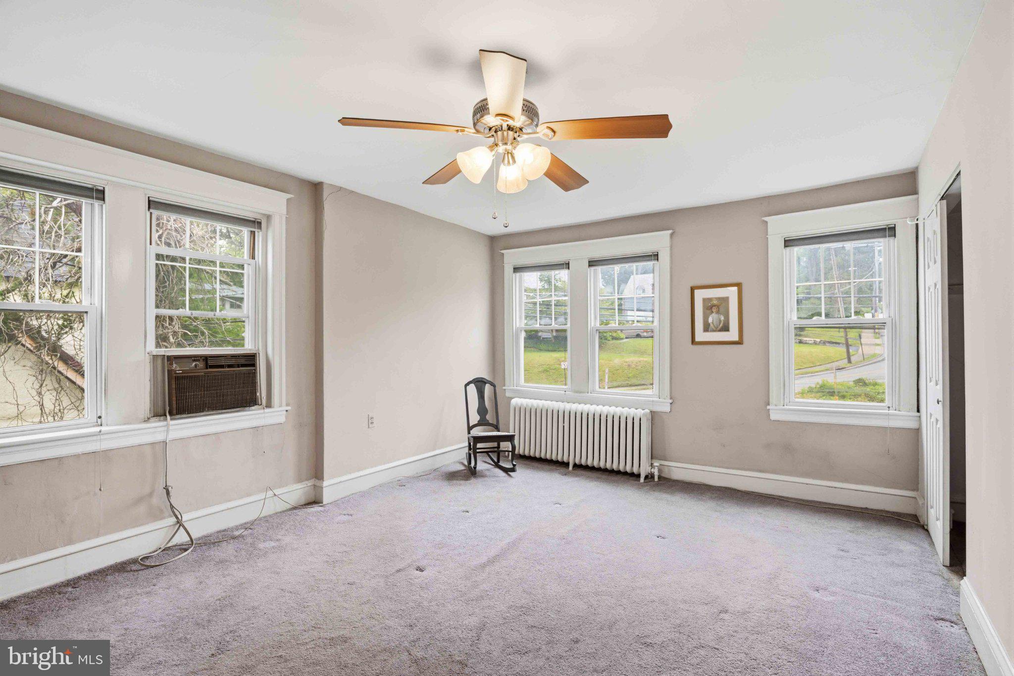 ELKINS PARK - Residential