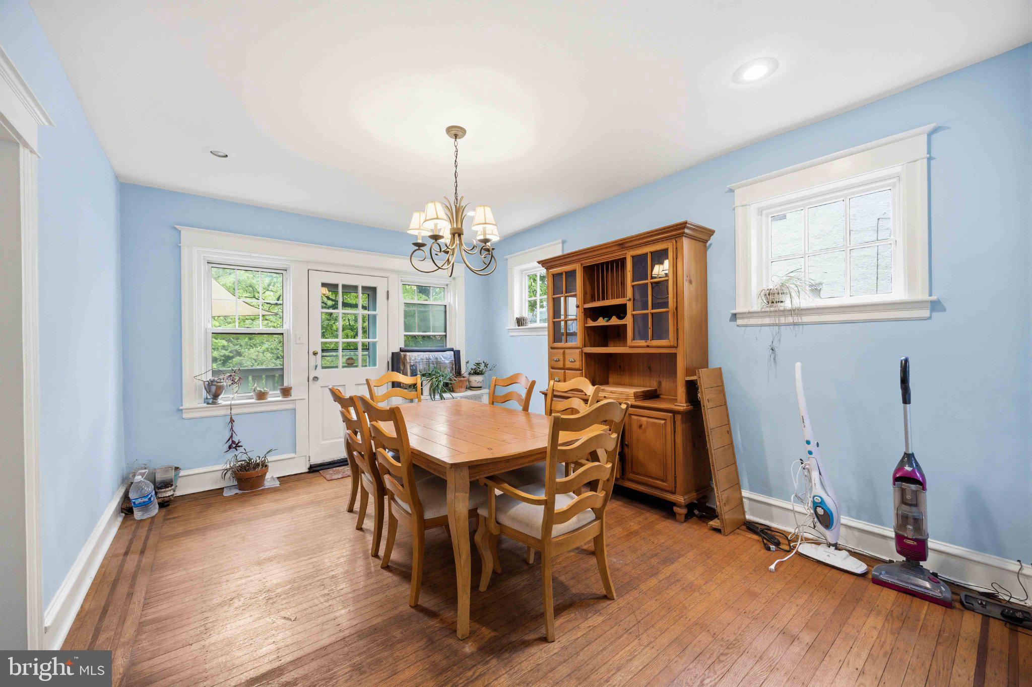 ELKINS PARK - Residential