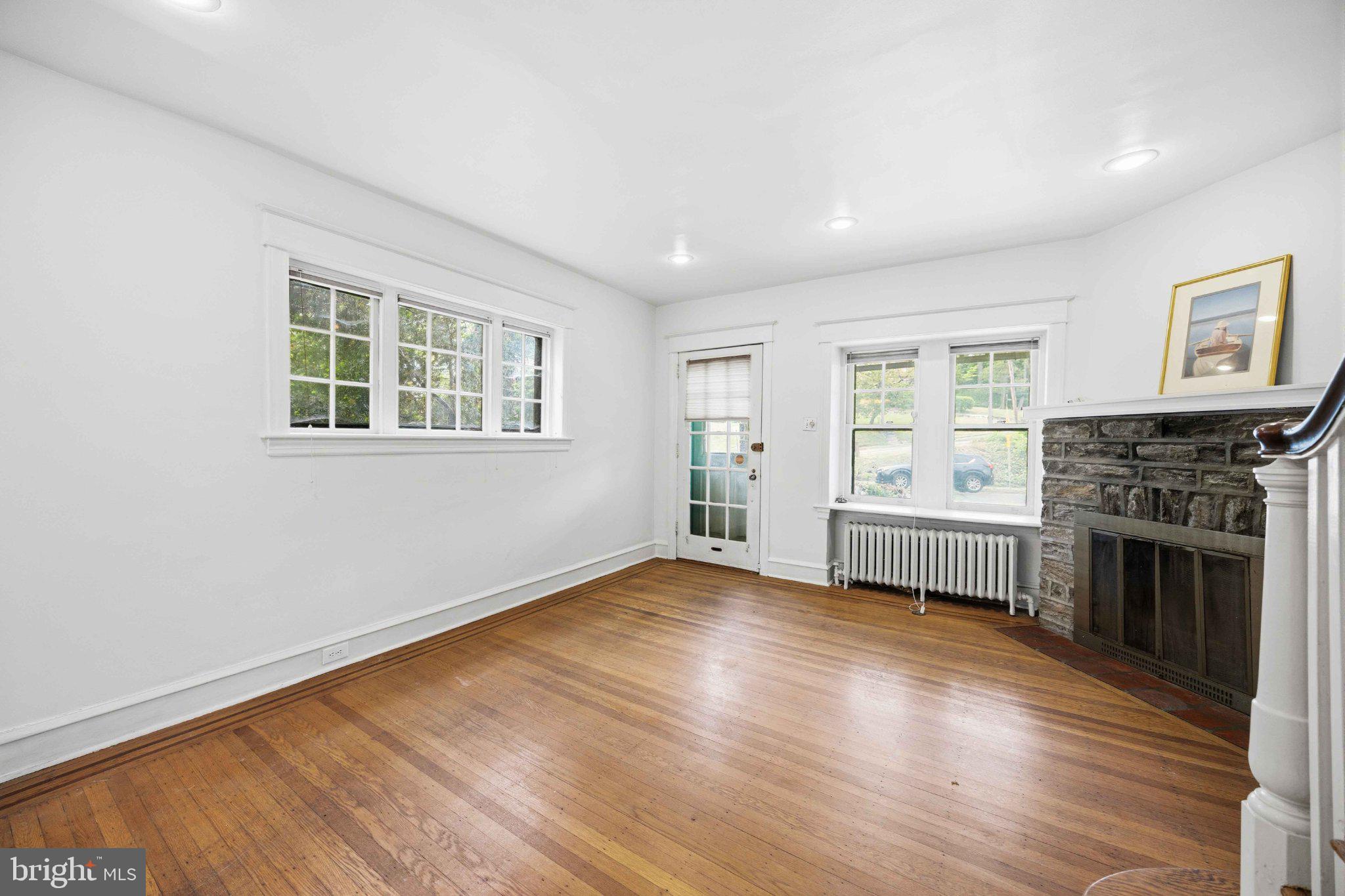 ELKINS PARK - Residential