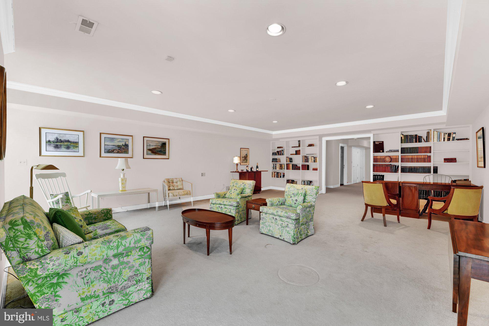 LUTHERVILLE - Residential