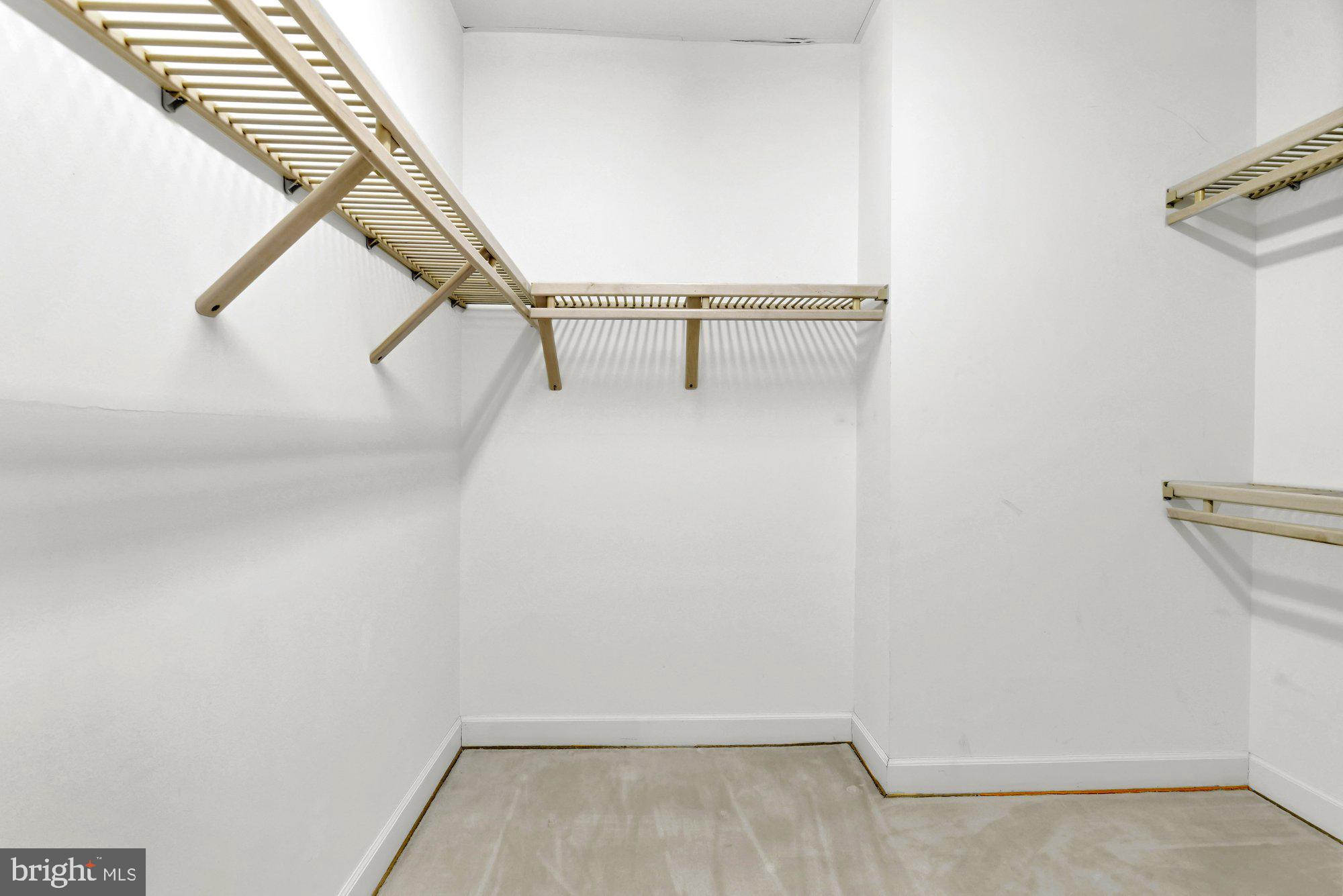 LUTHERVILLE - Residential