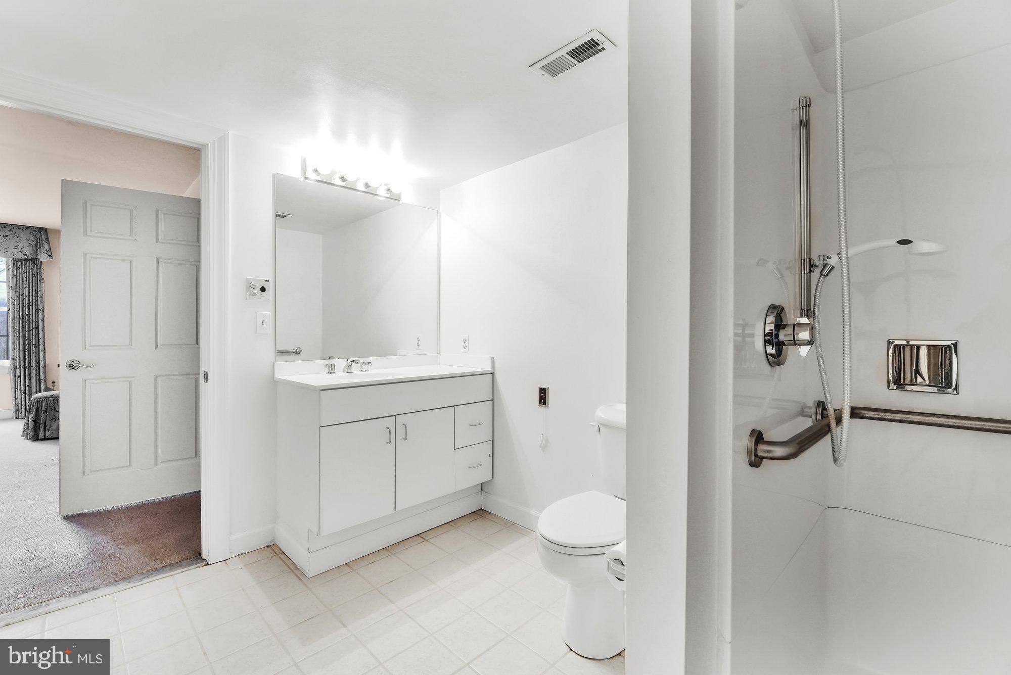 LUTHERVILLE - Residential