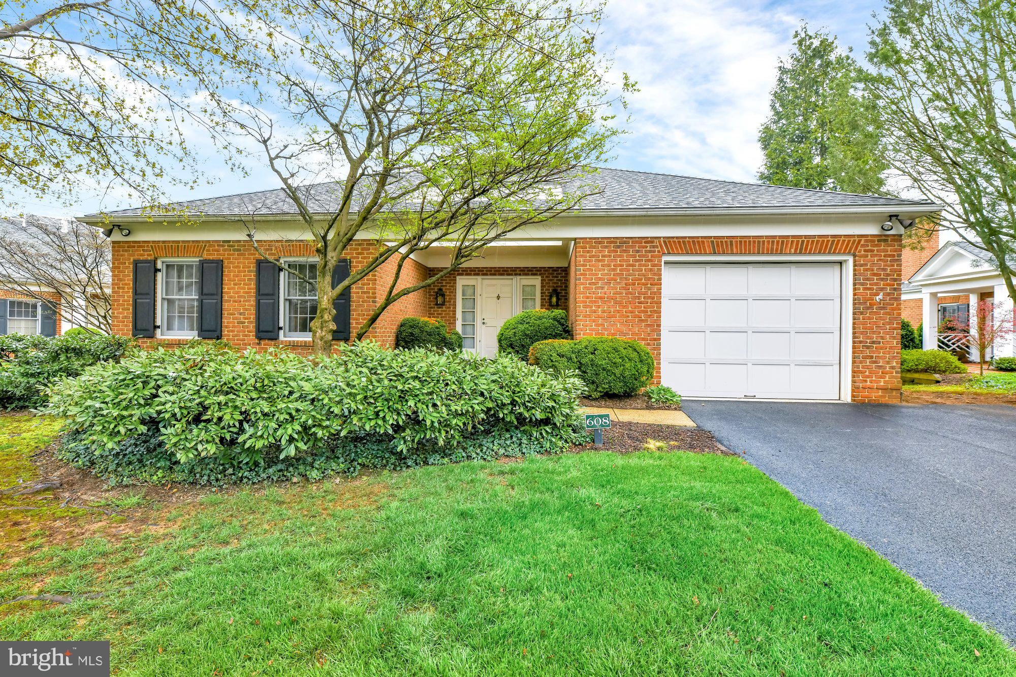 LUTHERVILLE - Residential