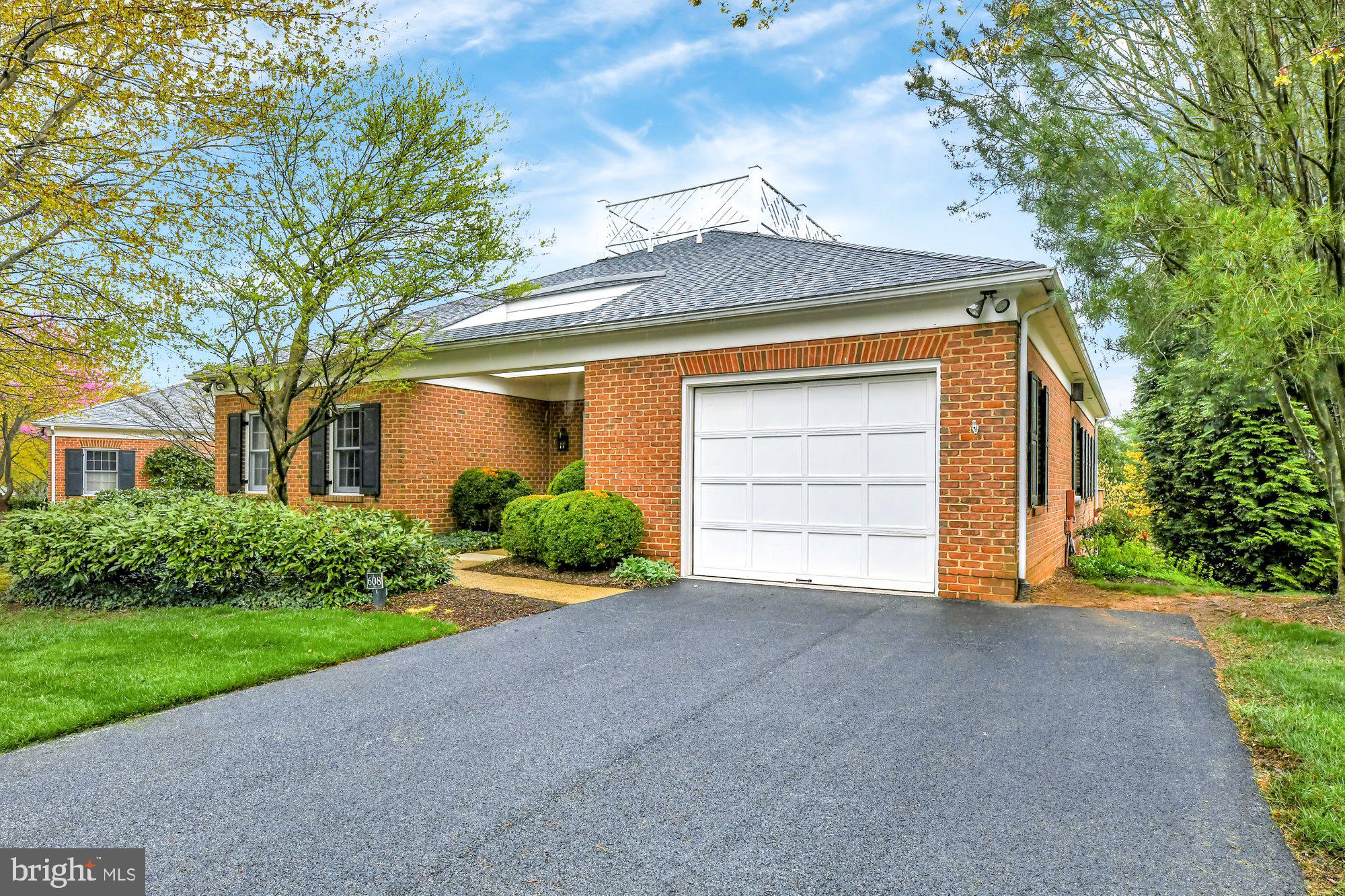 LUTHERVILLE - Residential