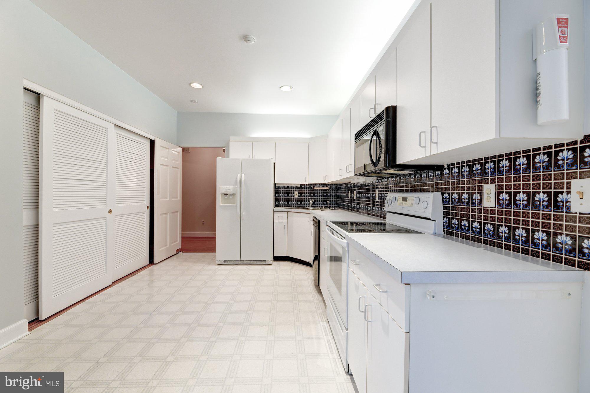 LUTHERVILLE - Residential