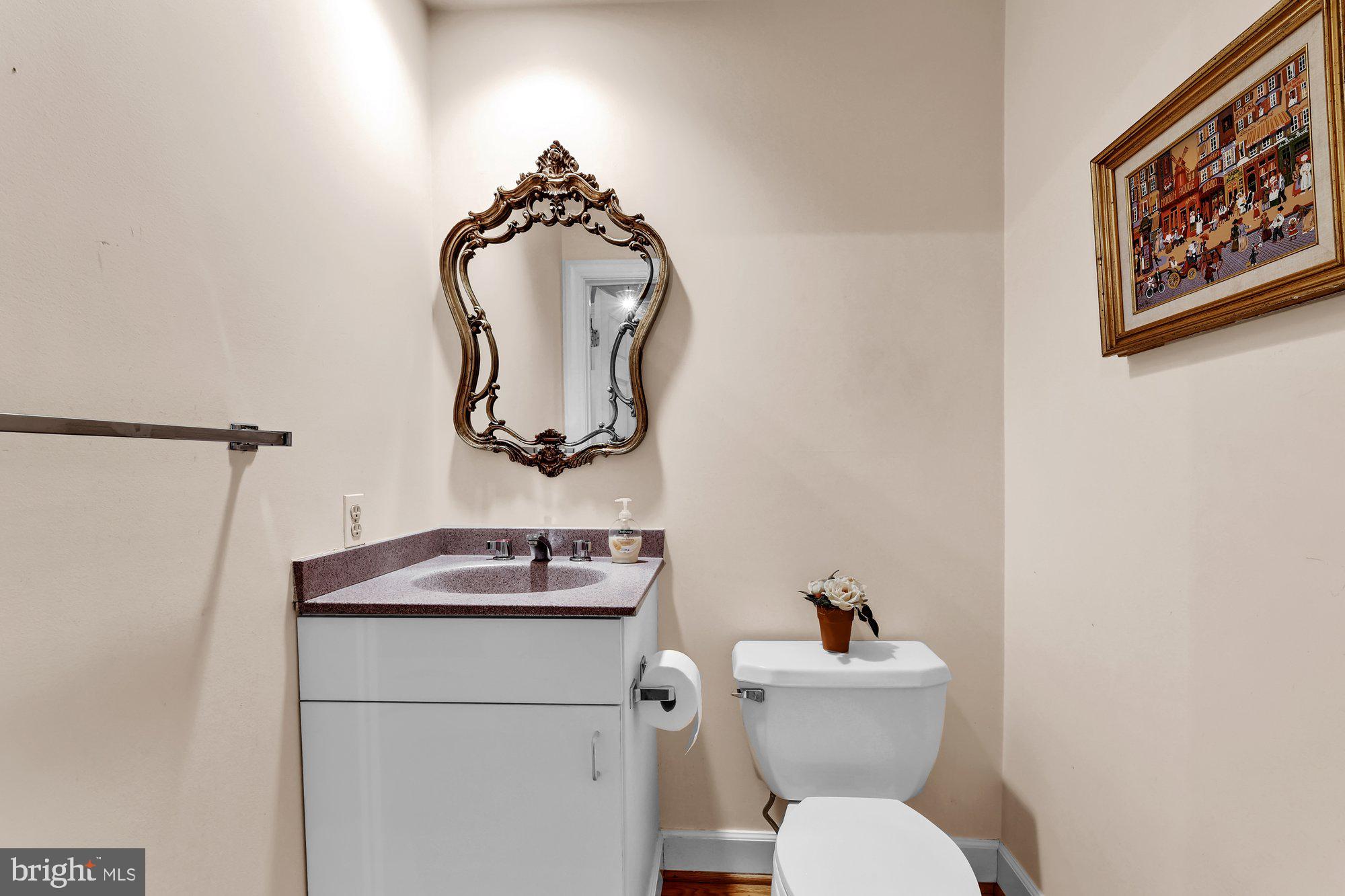 LUTHERVILLE - Residential