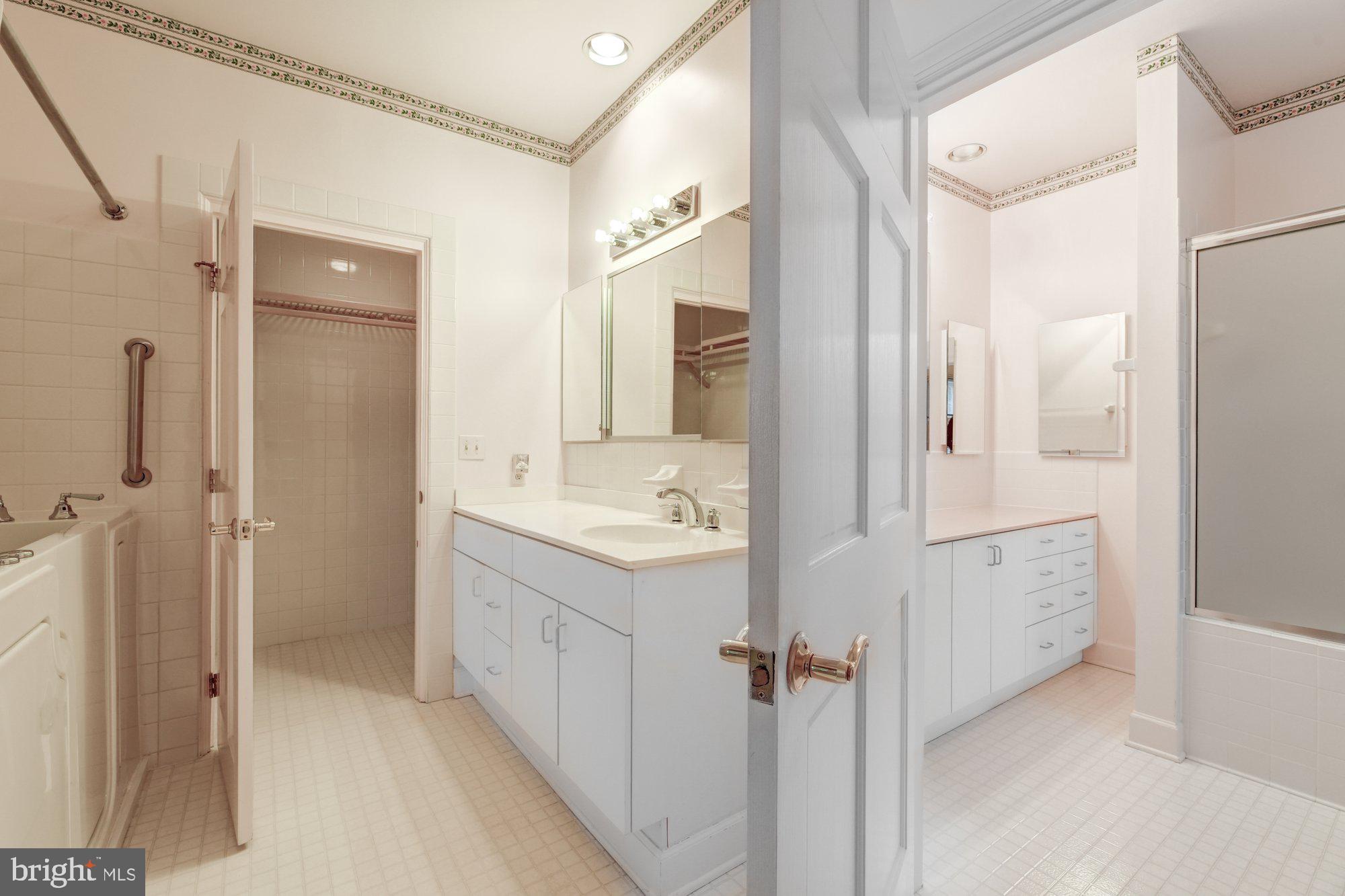 LUTHERVILLE - Residential