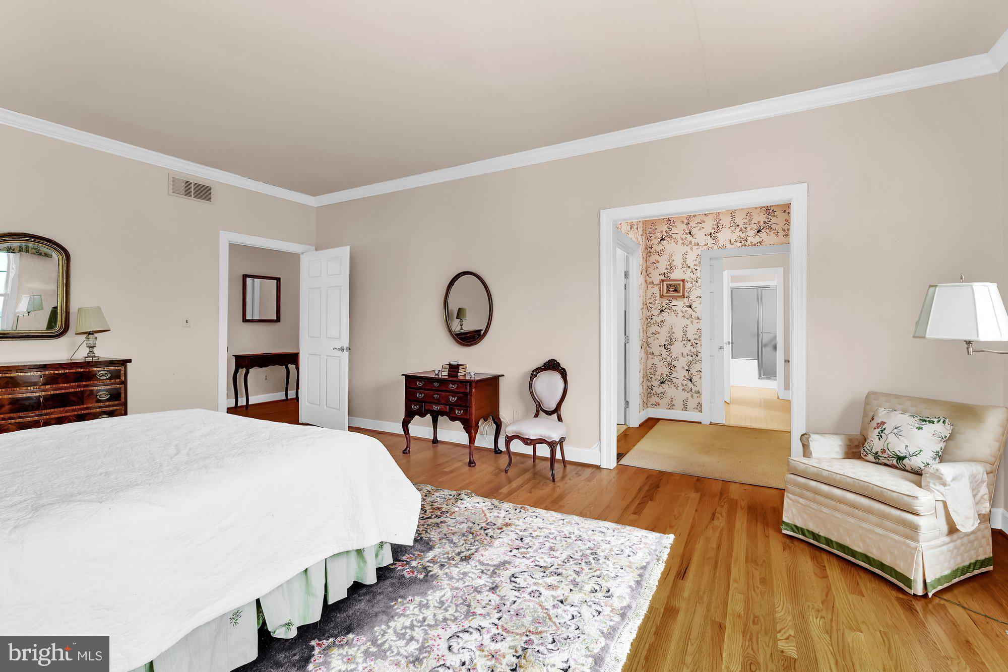 LUTHERVILLE - Residential