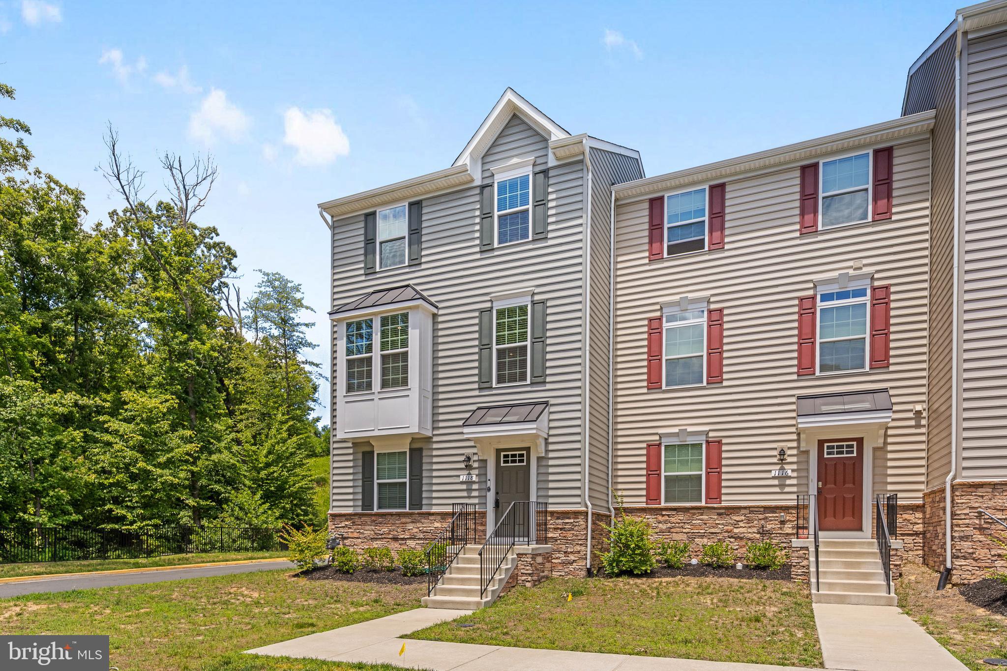 1118 DOVETAIL CIRCLE