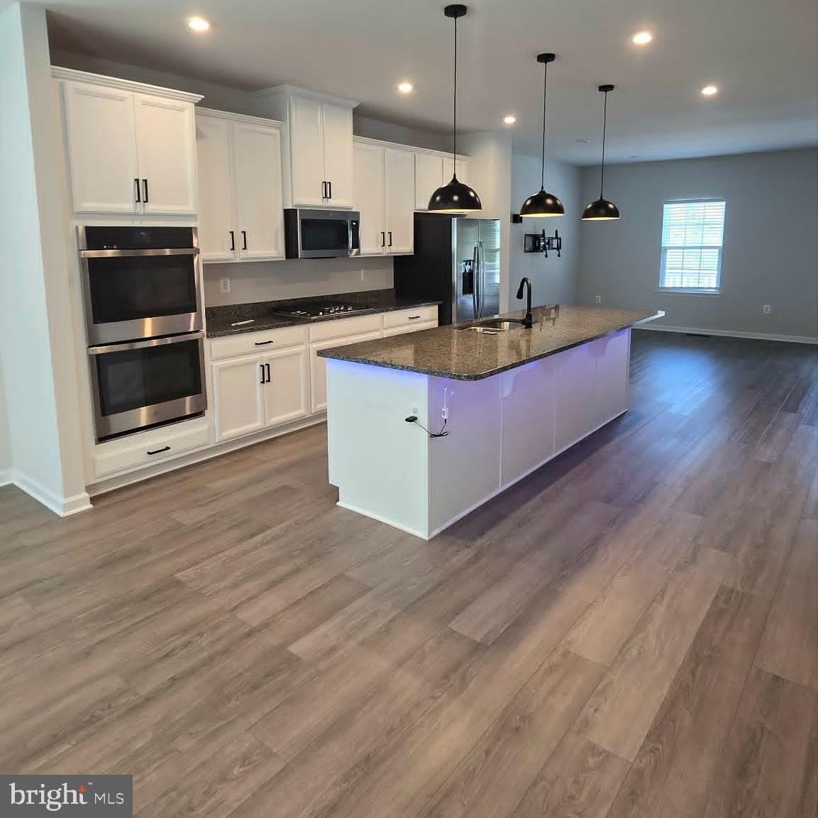 1118 DOVETAIL CIRCLE