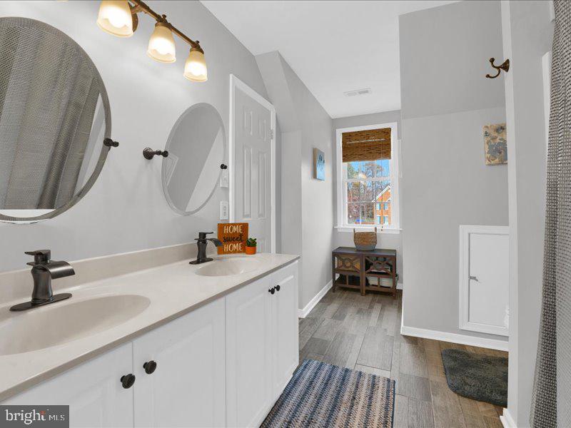 ASH CREEK - Residential