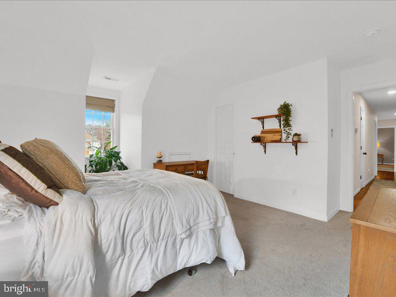 ASH CREEK - Residential