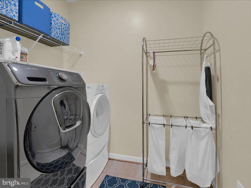 ASH CREEK - Residential