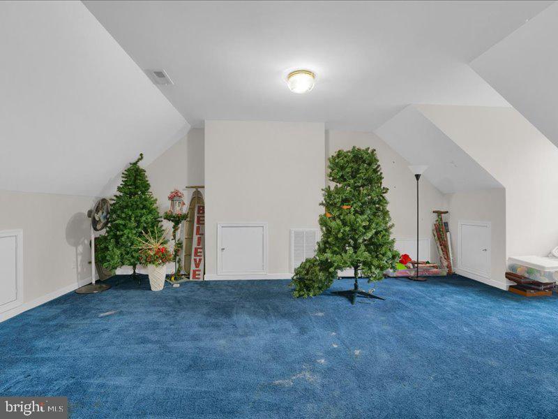 ASH CREEK - Residential