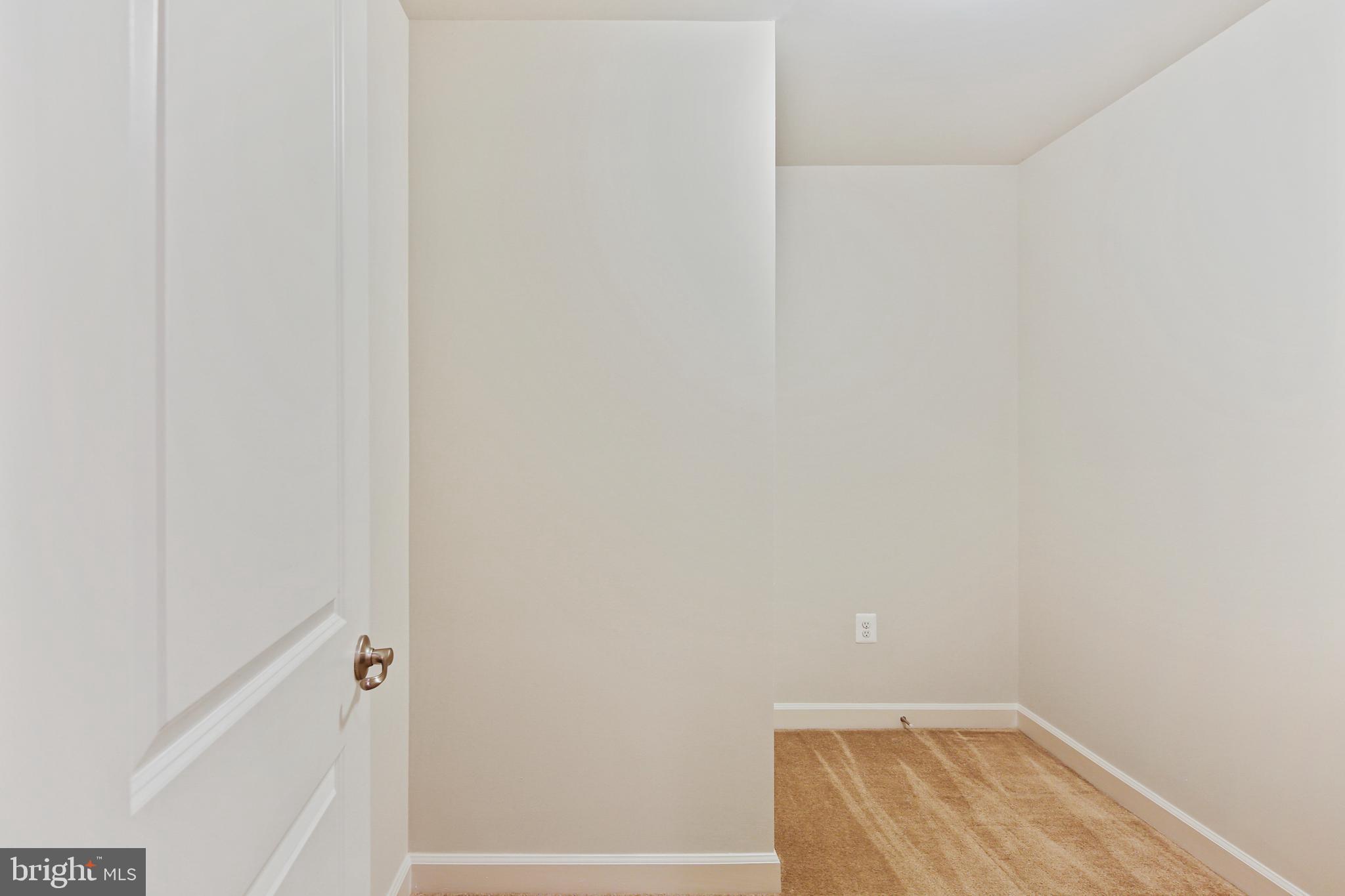 MAPLE LAWN FARMS - Residential