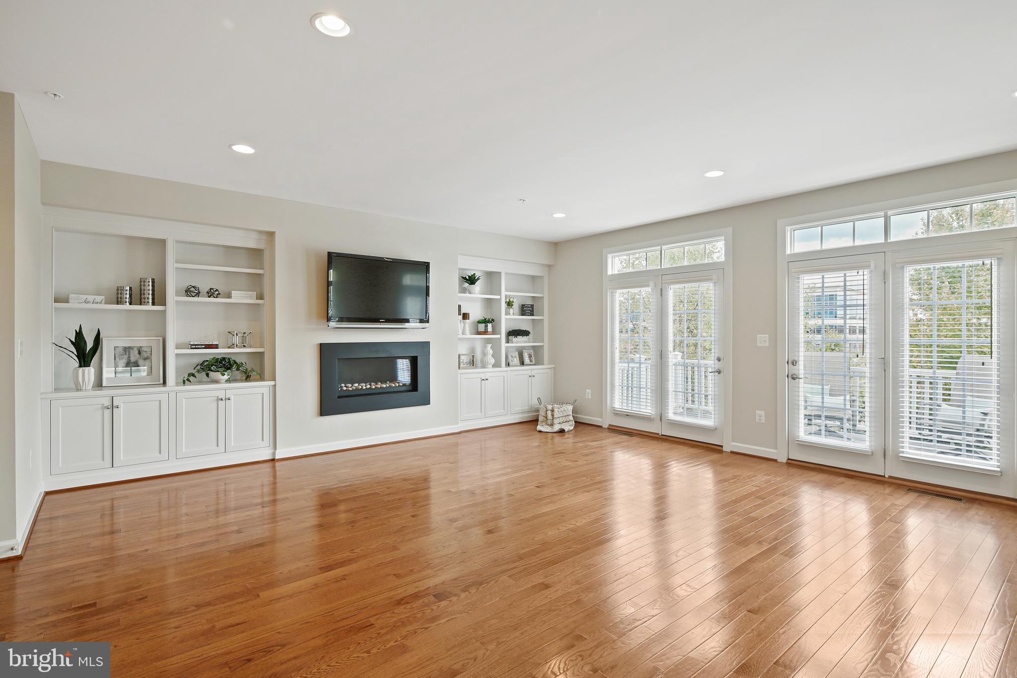 MAPLE LAWN FARMS - Residential