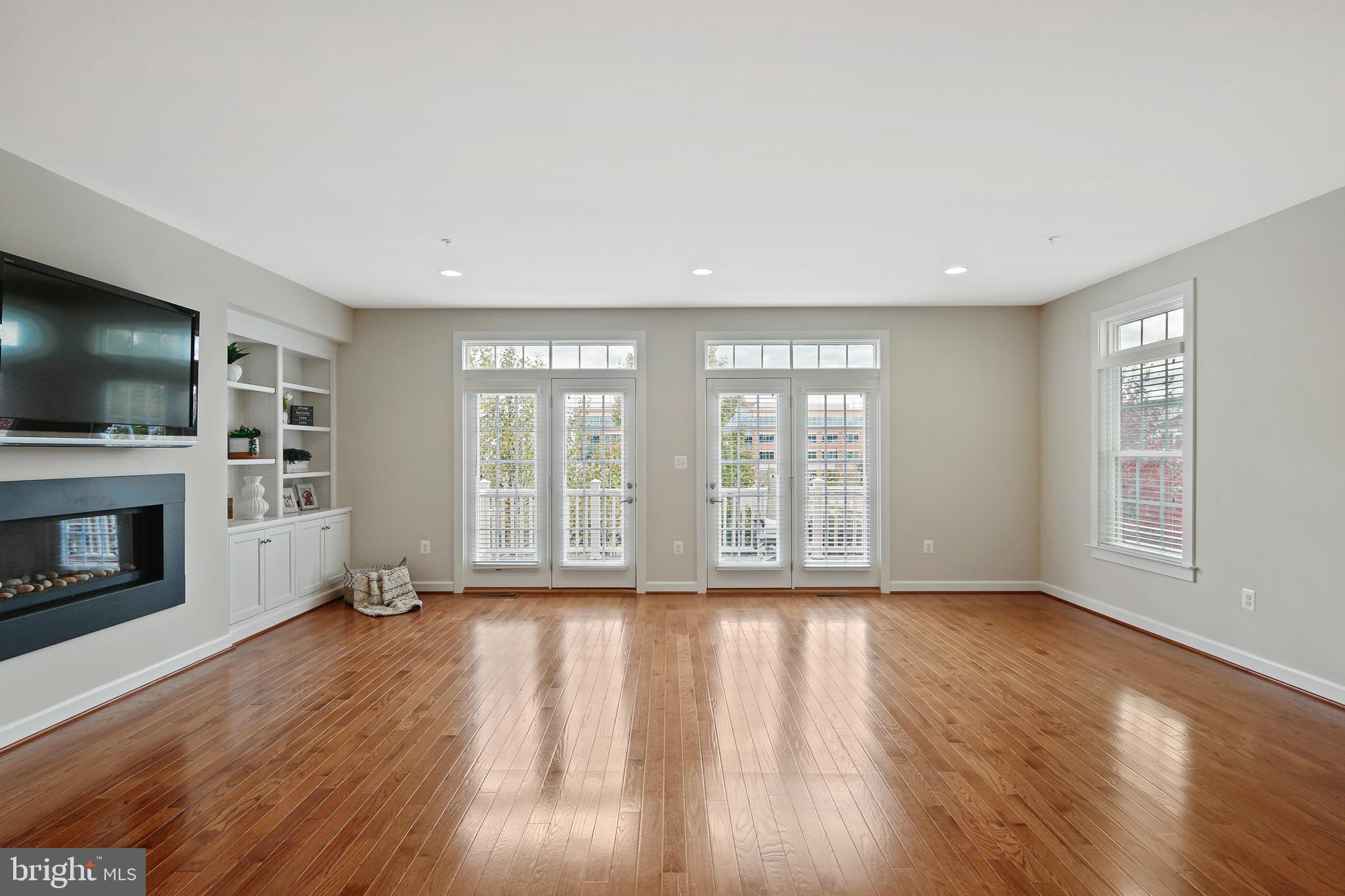 MAPLE LAWN FARMS - Residential