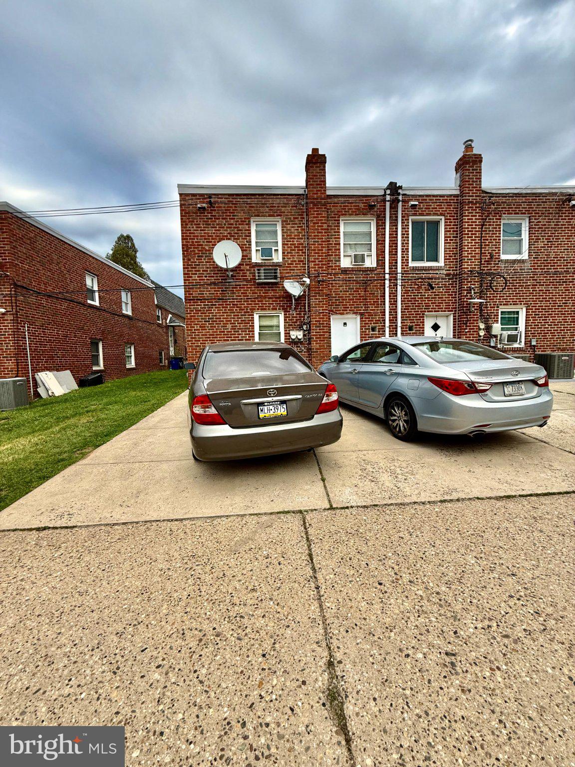 1708 LONEY STREET