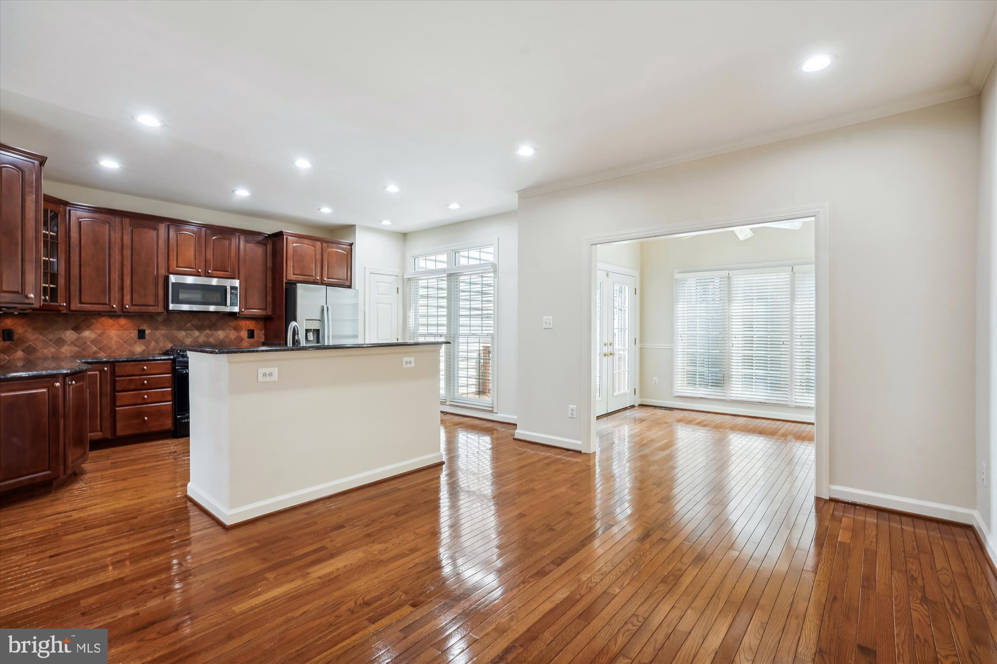 FAIR LAKES - Residential Lease