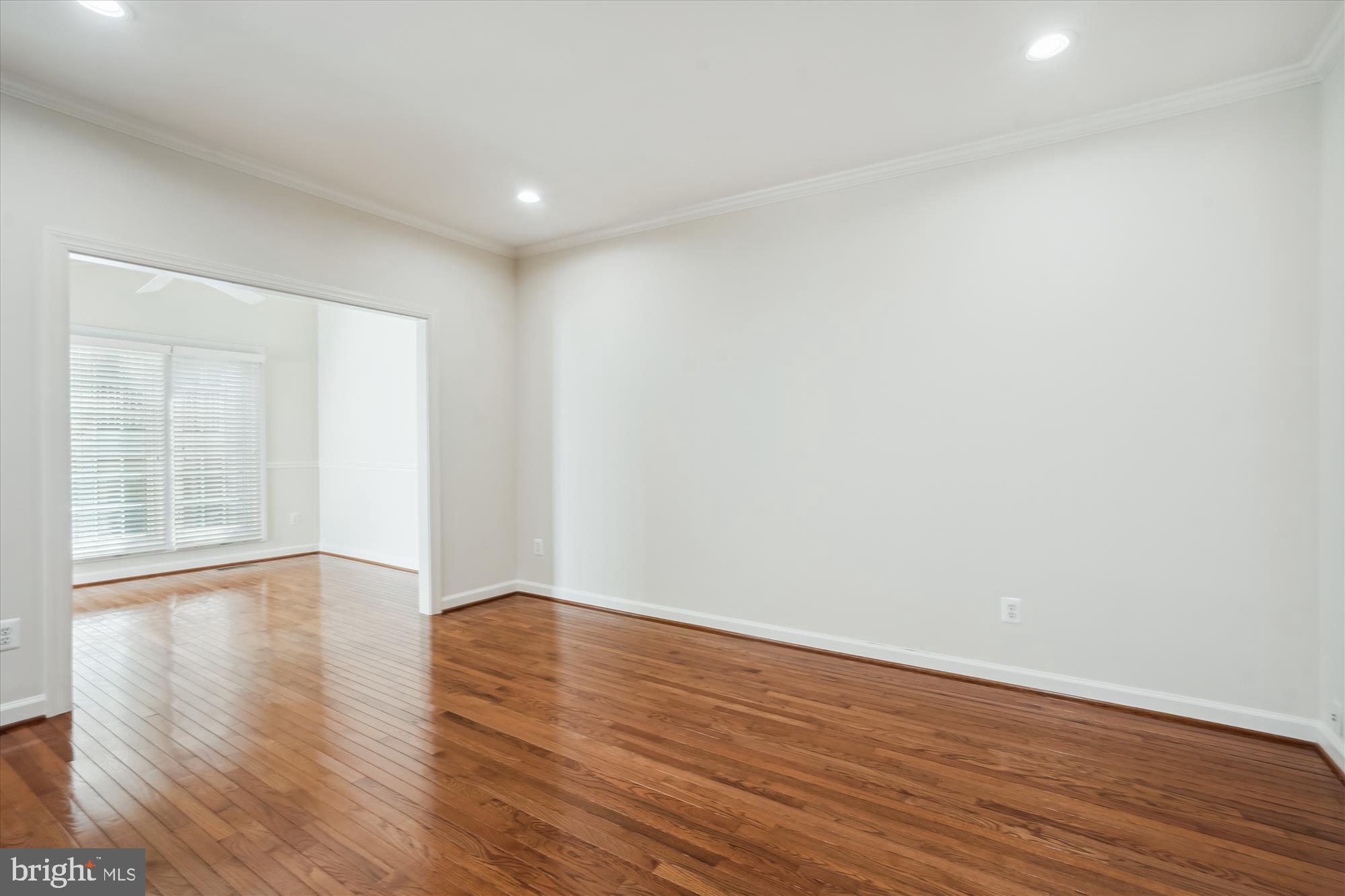 FAIR LAKES - Residential Lease