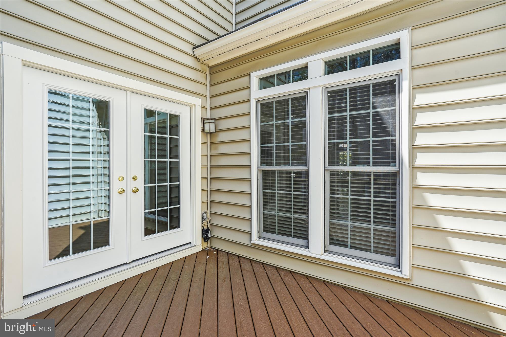 FAIR LAKES - Residential Lease