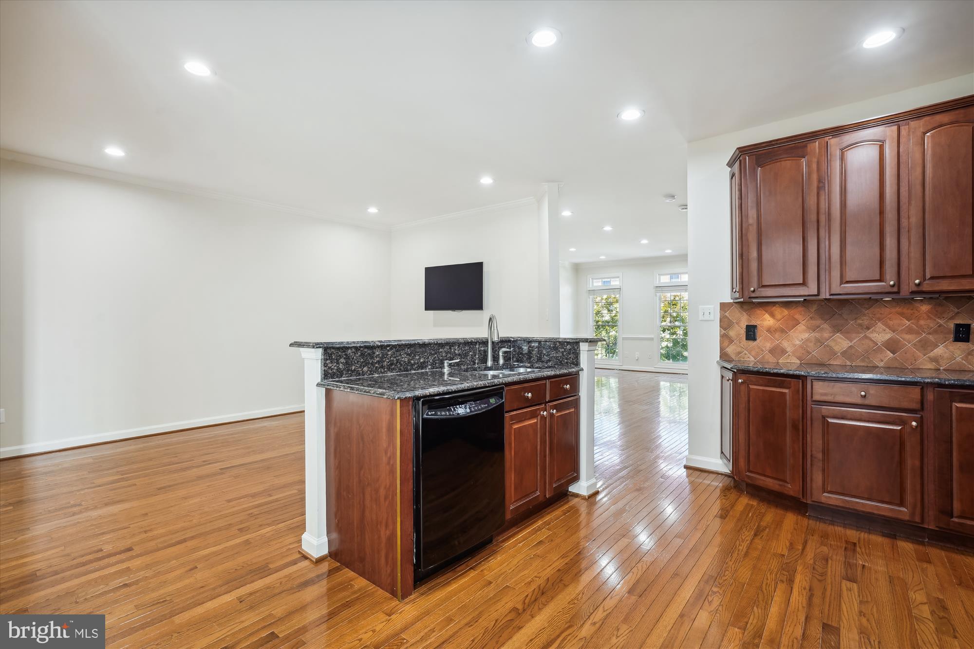 FAIR LAKES - Residential Lease