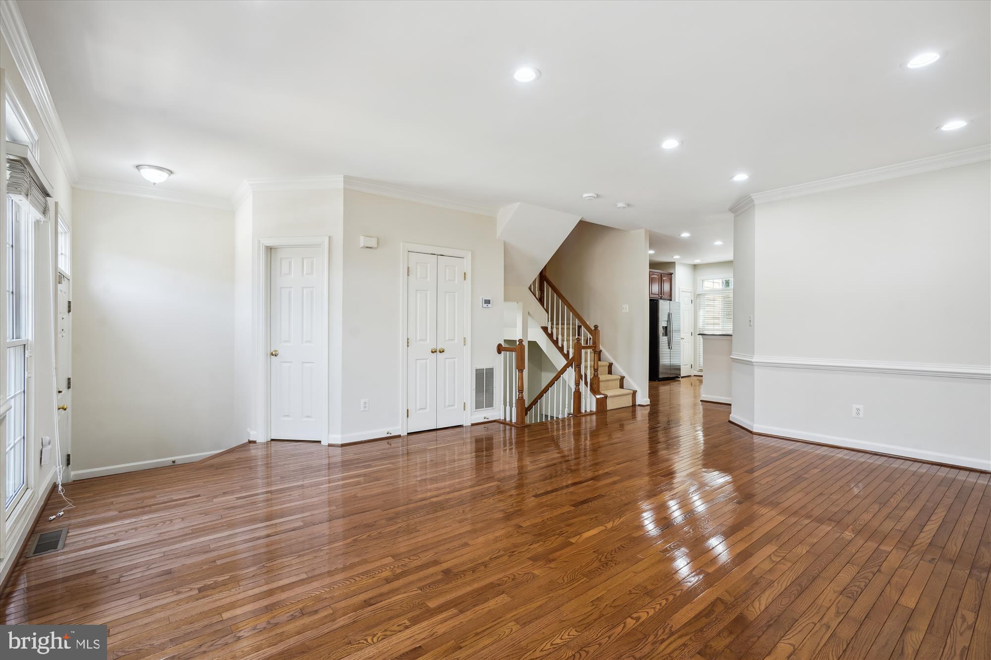 FAIR LAKES - Residential Lease