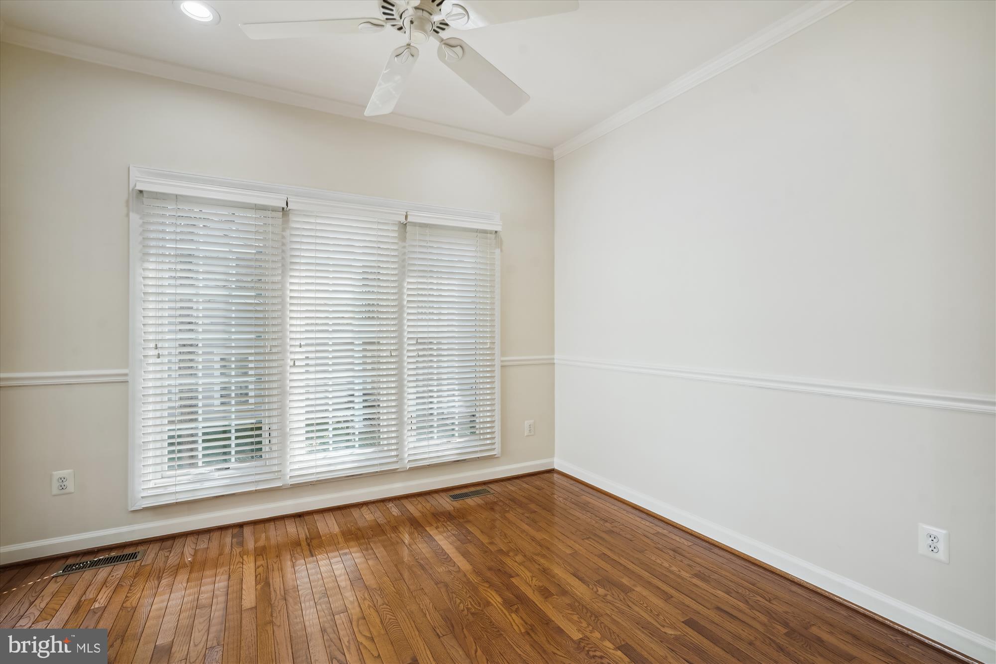 FAIR LAKES - Residential Lease