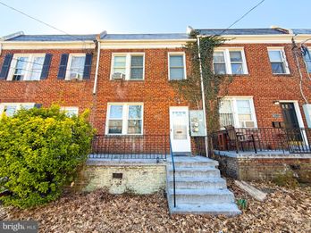 Townhouse at 4032 7TH STREET NE