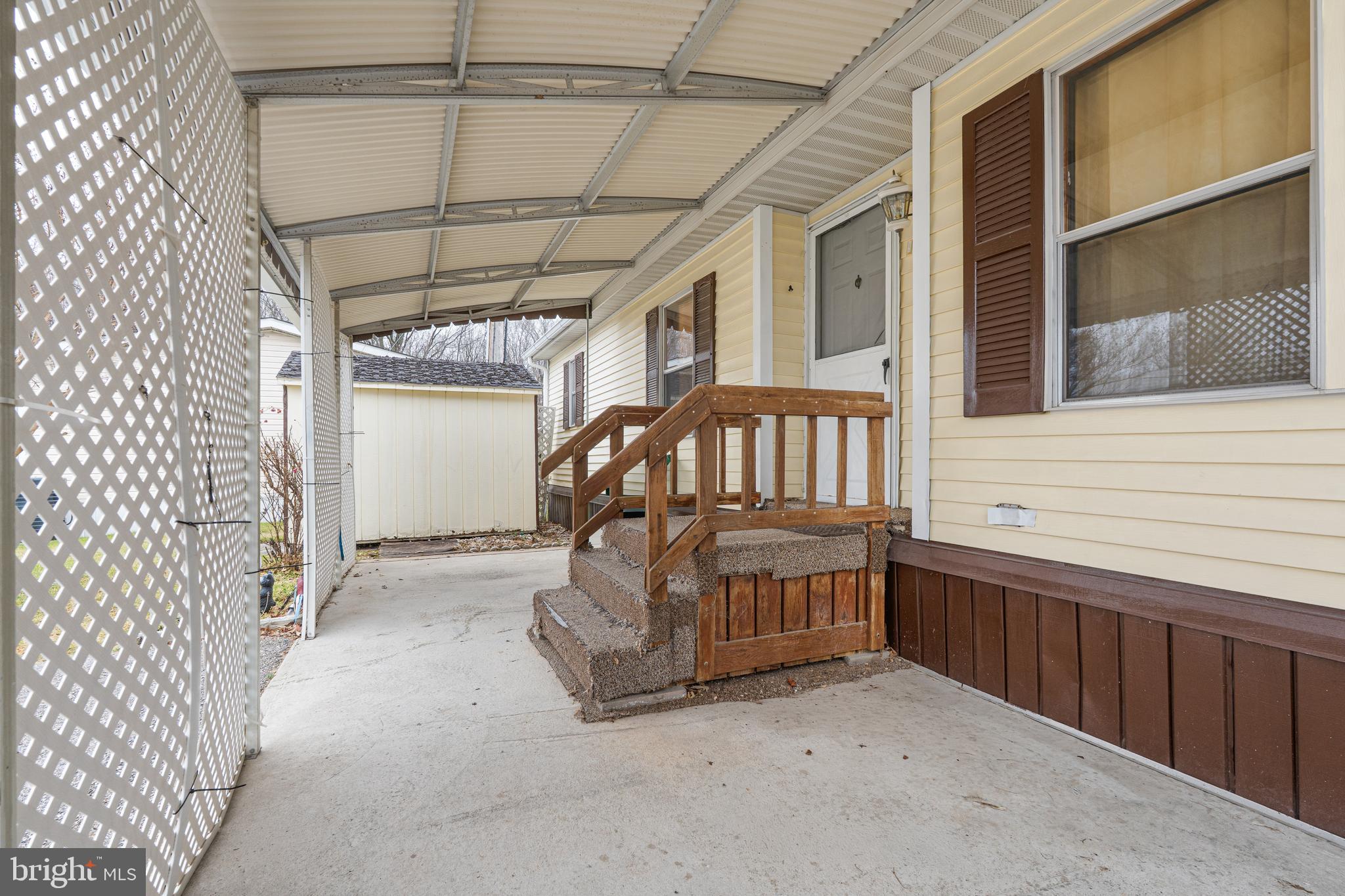 BRIARWOOD ESTATES - Residential