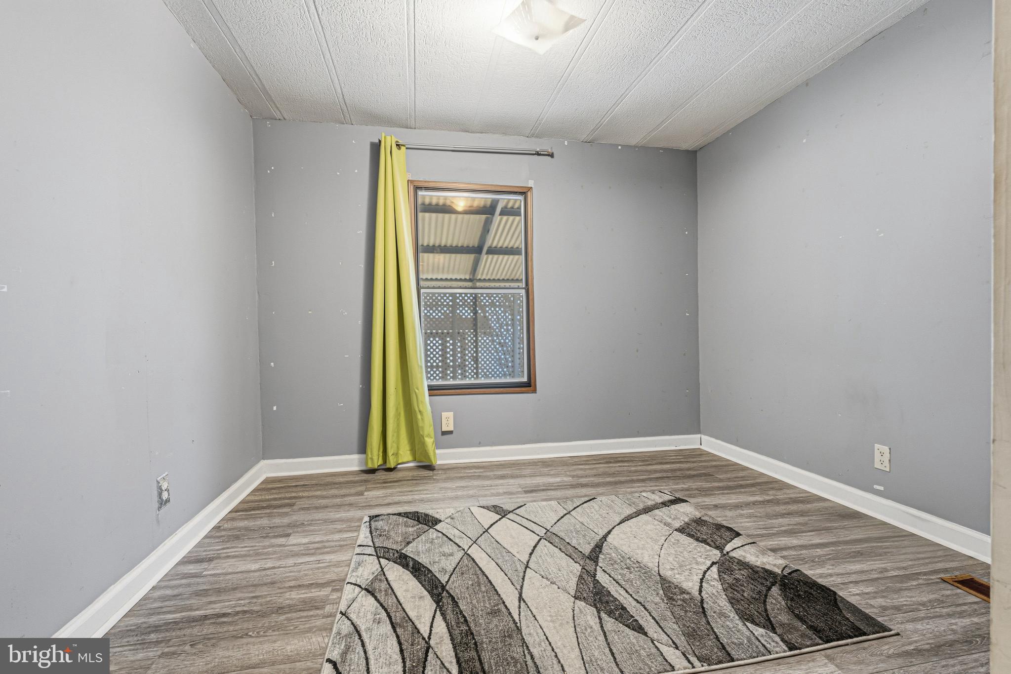 BRIARWOOD ESTATES - Residential